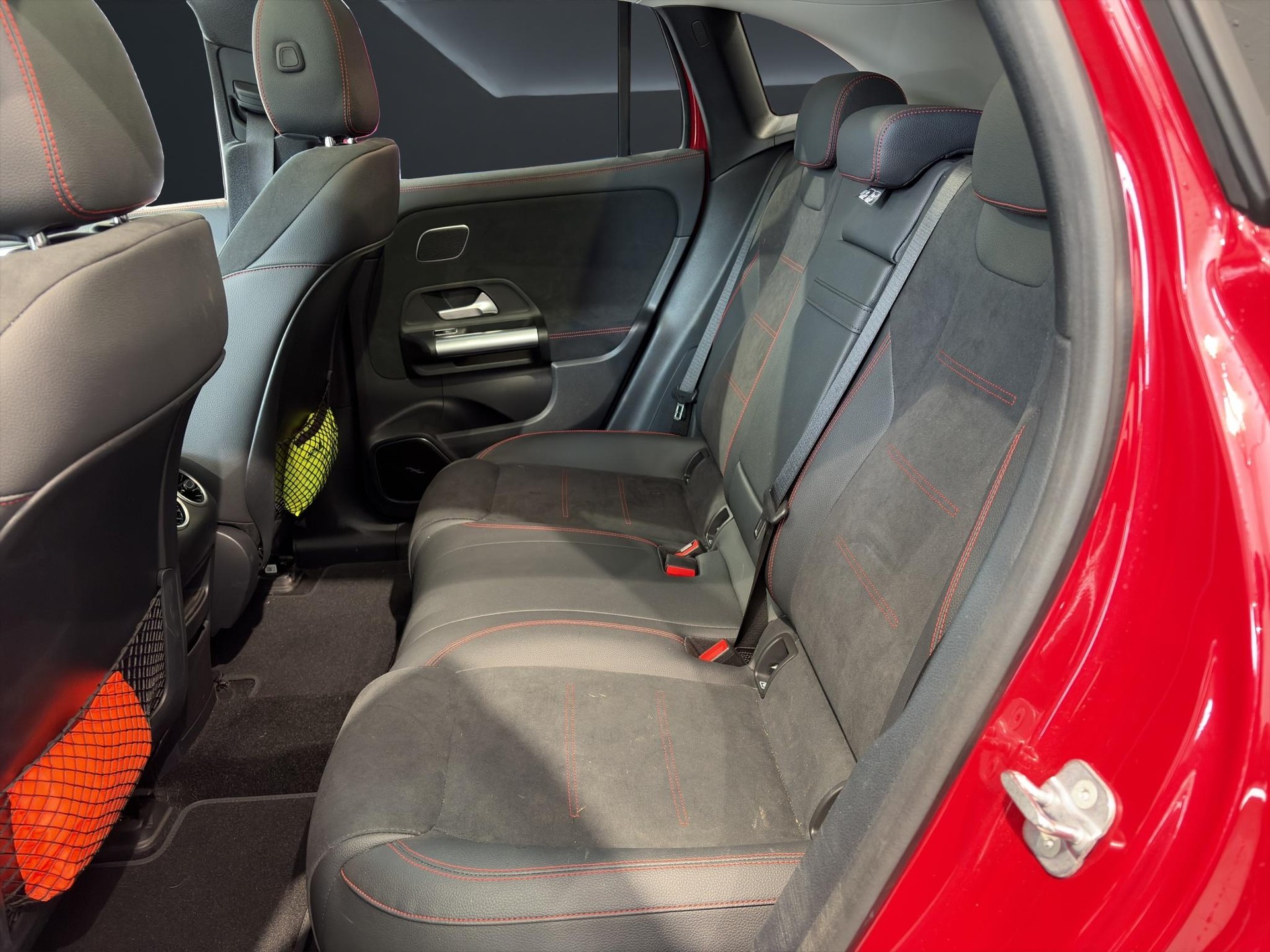 MERCEDES-BENZ EQA 350 Swiss Star AMG Line 4matic - 8