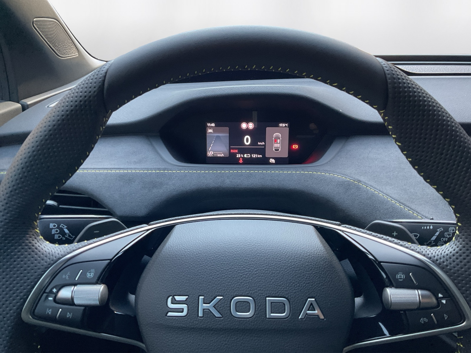 SKODA Elroq 85 RS 4x4 - 8