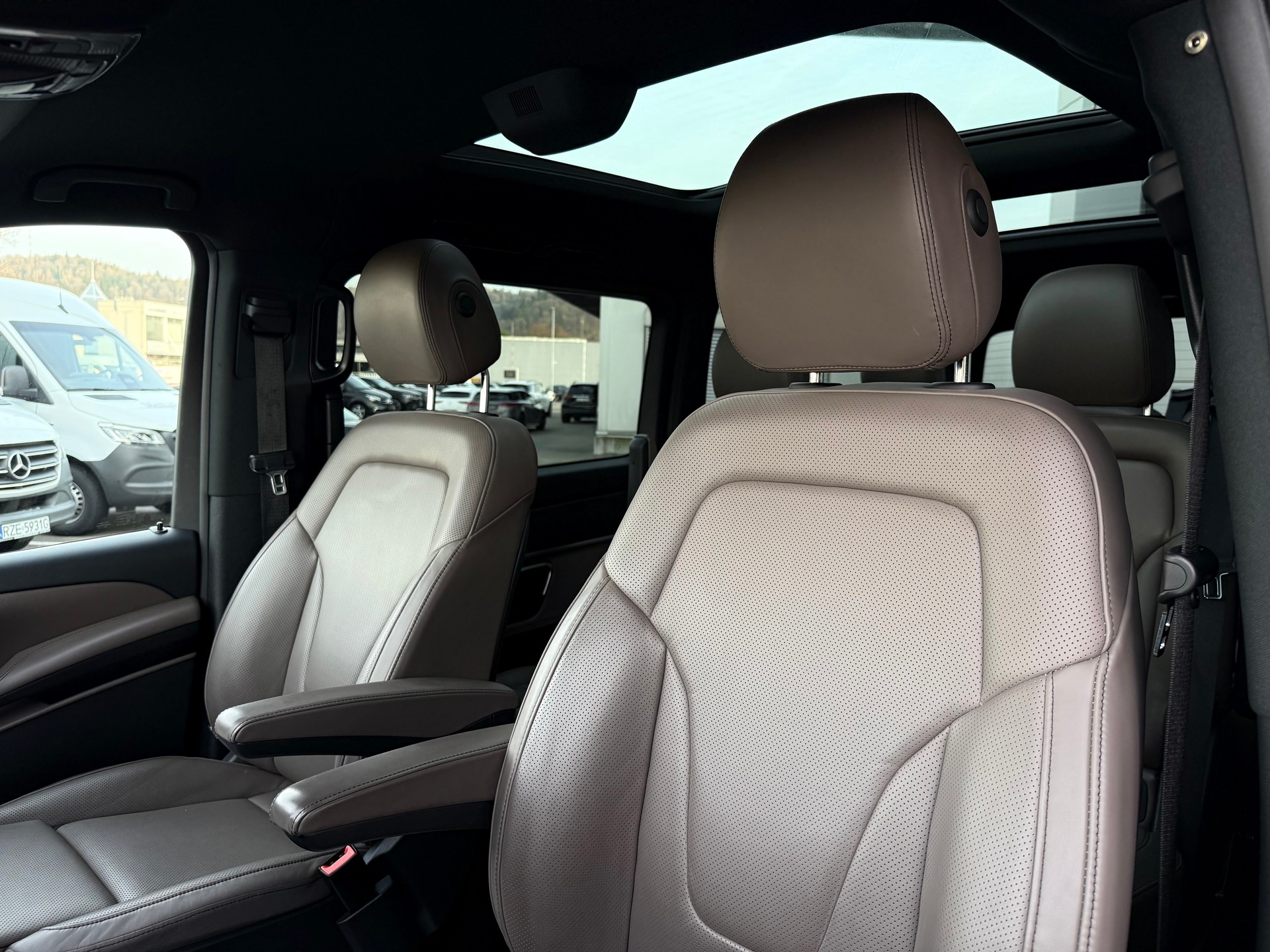 MERCEDES-BENZ V 300 d lang AMG Line Avantgarde 4Matic 9G-Tronic - 5