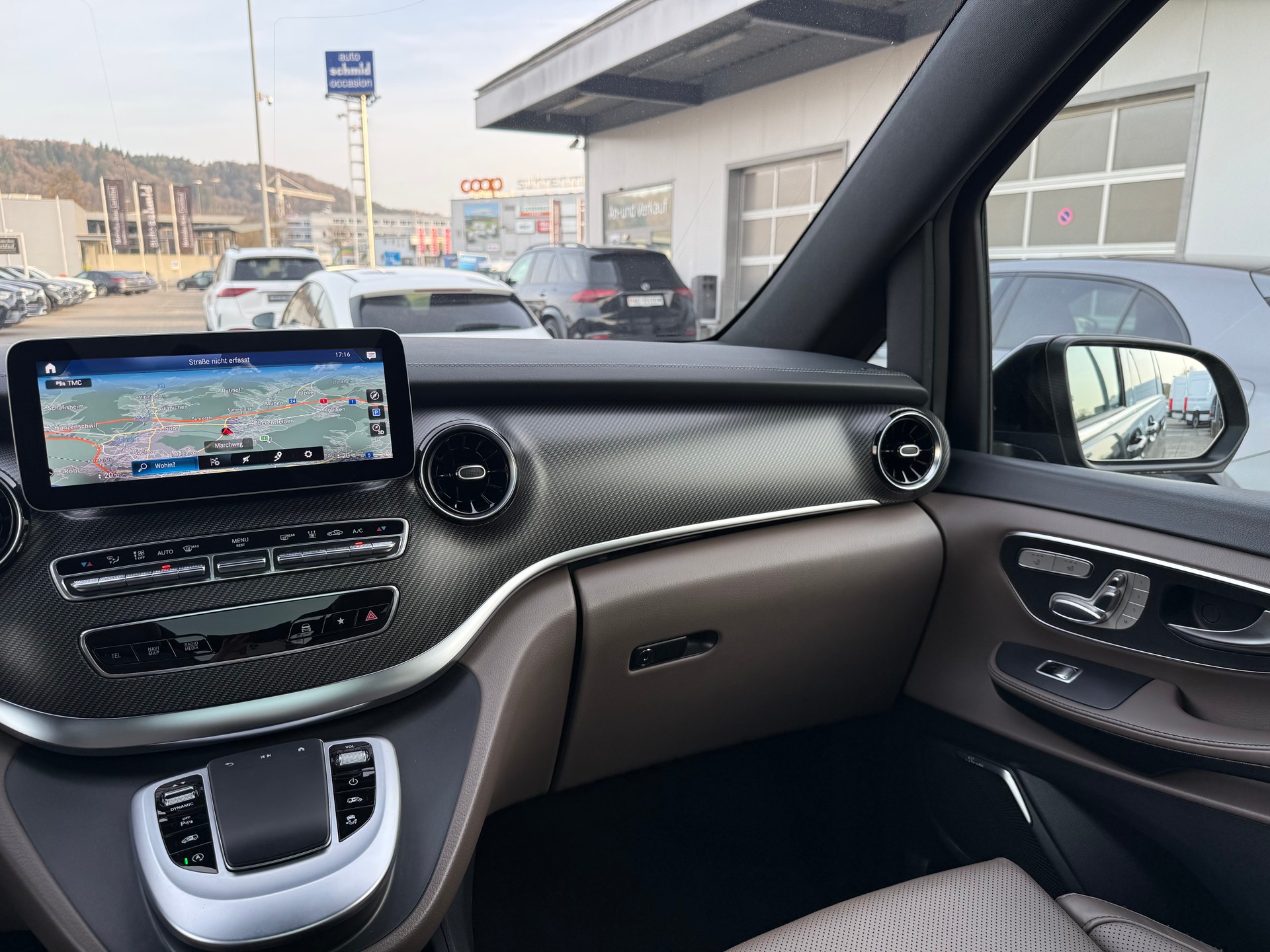 MERCEDES-BENZ V 300 d lang AMG Line Avantgarde 4Matic 9G-Tronic - 7