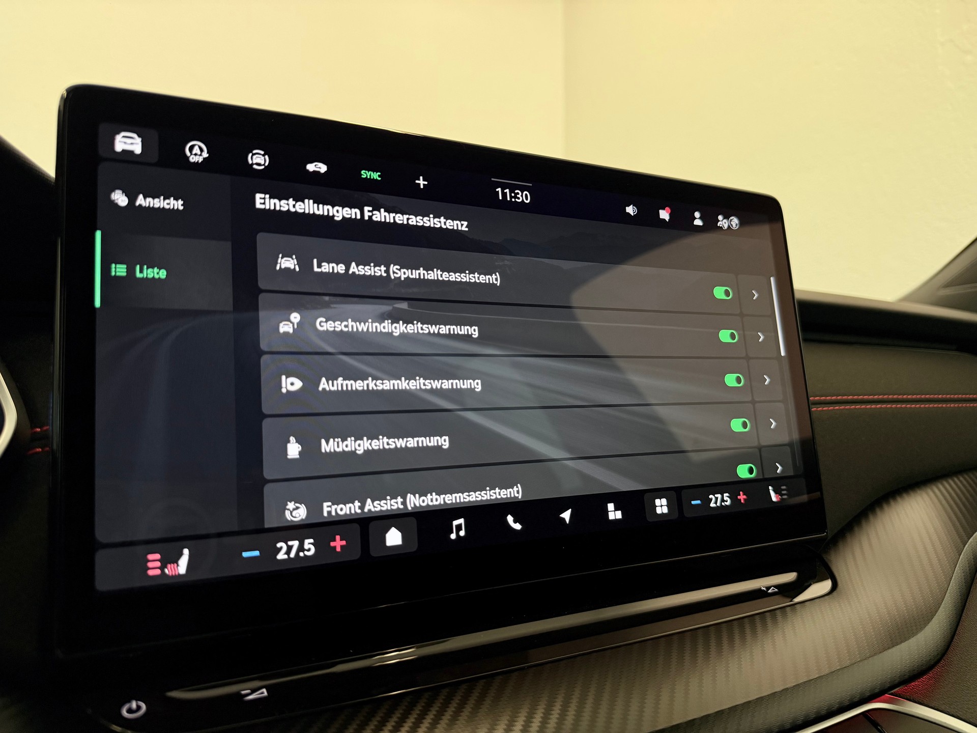 SKODA Octavia Combi 2.0 TSI DSG RS - 28