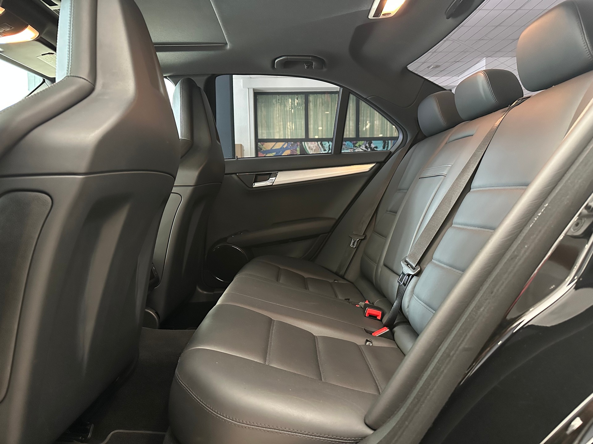 MERCEDES-BENZ C 63 AMG Avantgarde 7G-Tronic - 23