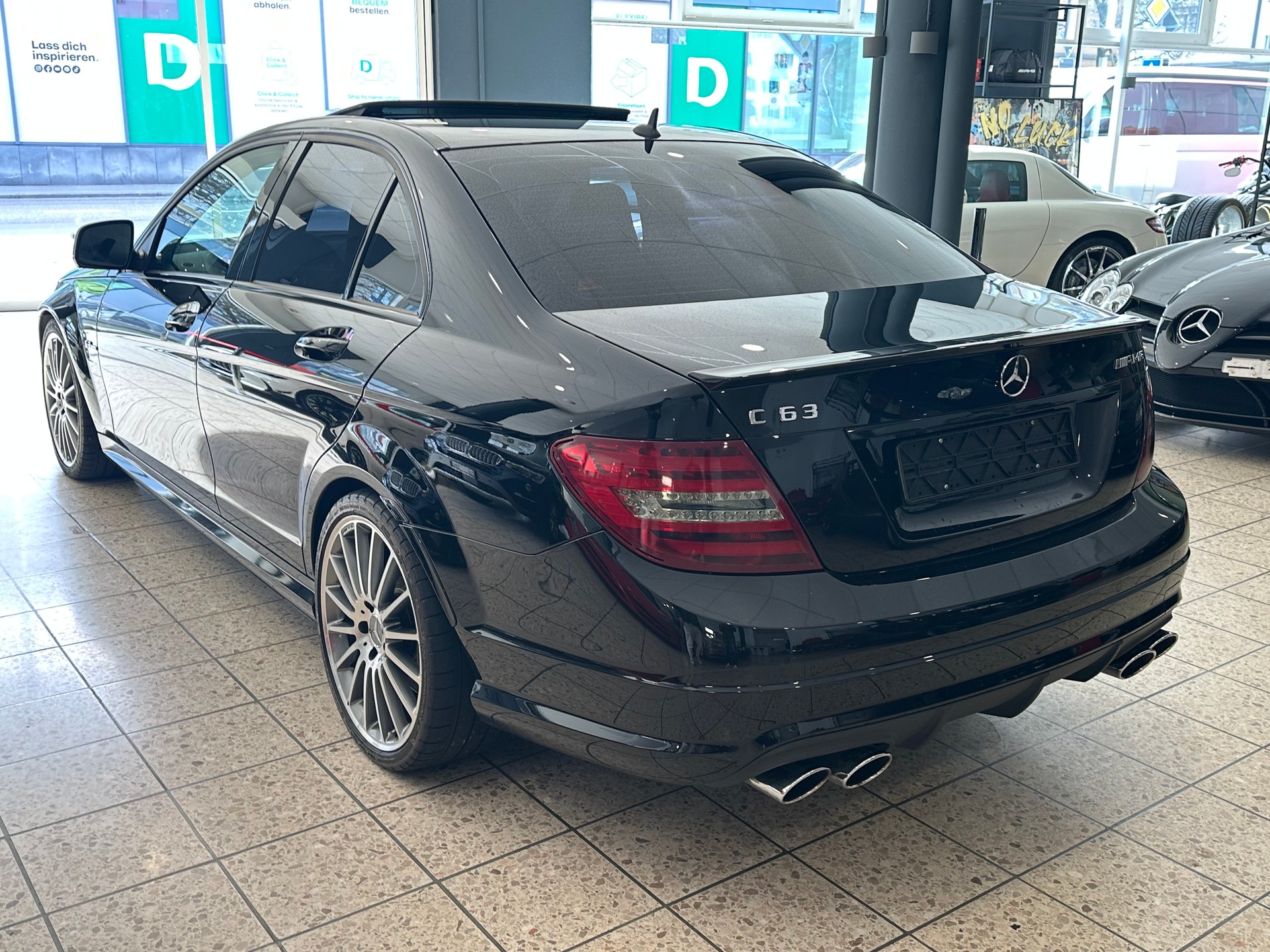 MERCEDES-BENZ C 63 AMG Avantgarde 7G-Tronic - 4