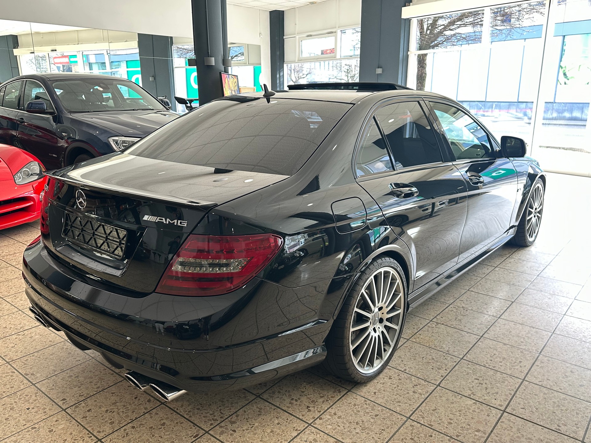 MERCEDES-BENZ C 63 AMG Avantgarde 7G-Tronic - 6