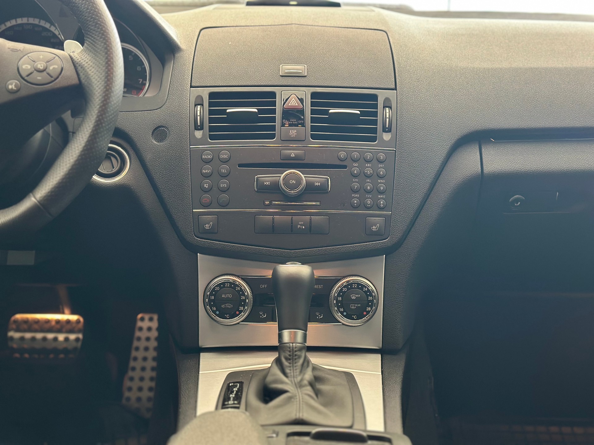 MERCEDES-BENZ C 63 AMG Avantgarde 7G-Tronic - 25