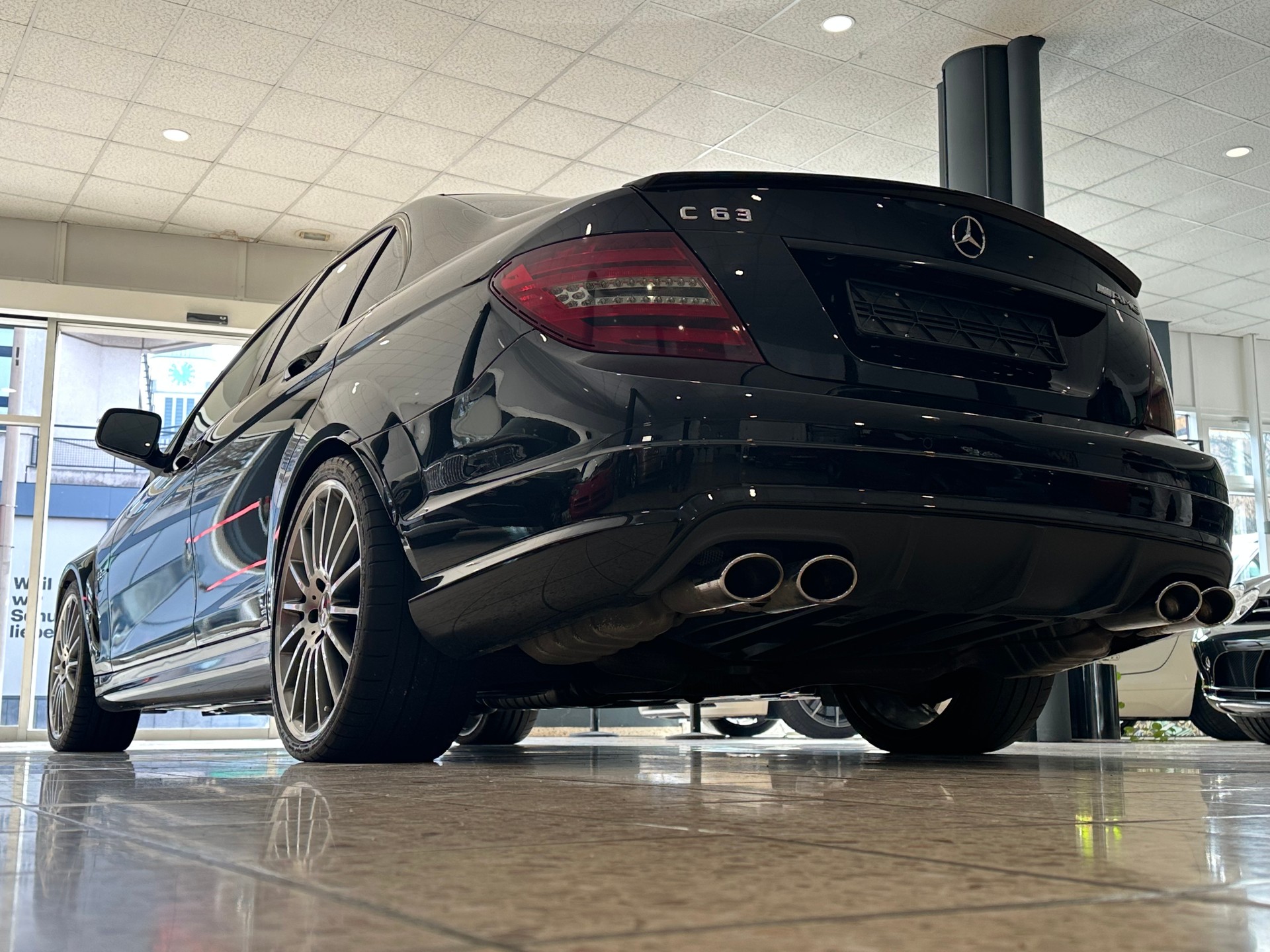 MERCEDES-BENZ C 63 AMG Avantgarde 7G-Tronic - 11