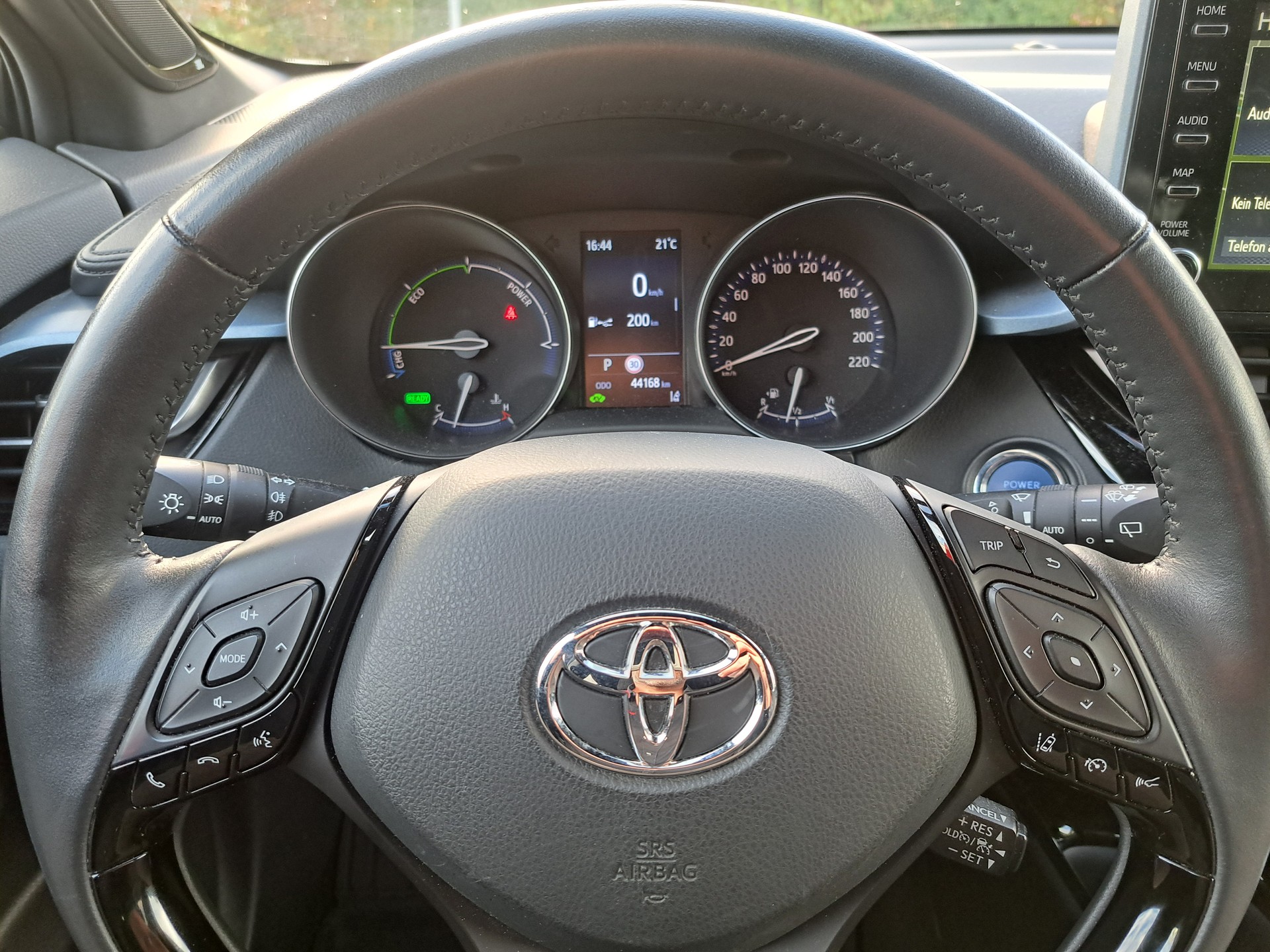 TOYOTA C-HR 2.0 HSD CVT Trend - 12