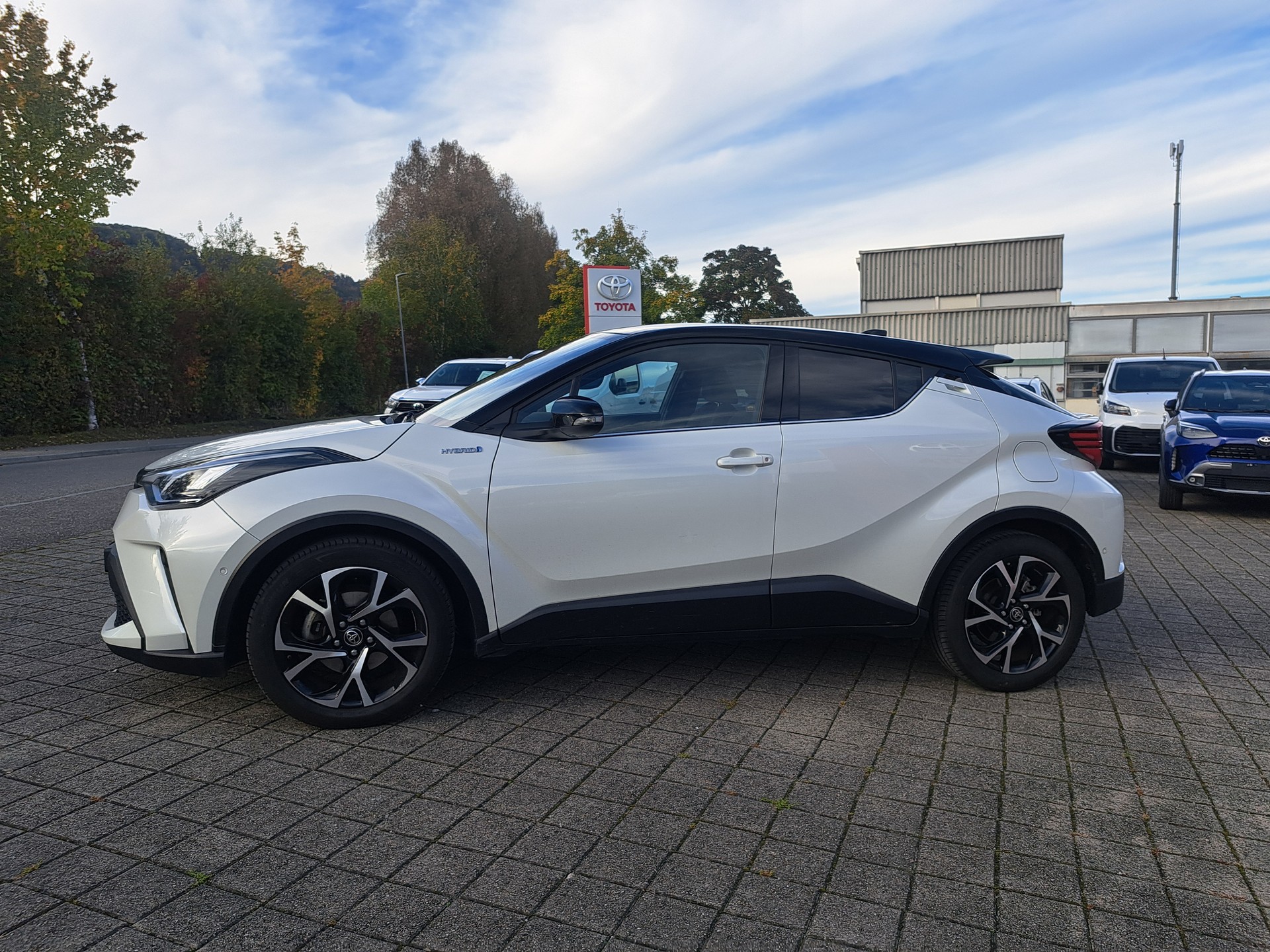 TOYOTA C-HR 2.0 HSD CVT Trend - 11