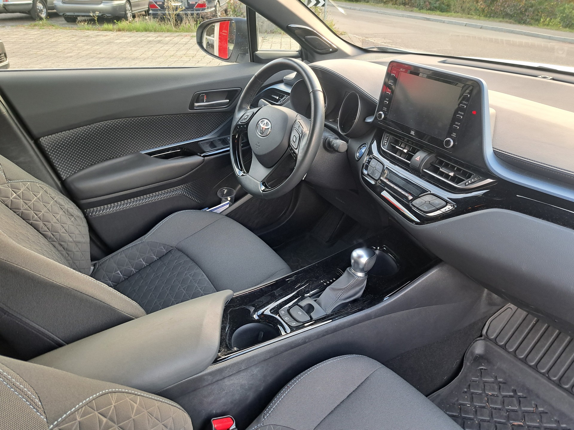 TOYOTA C-HR 2.0 HSD CVT Trend - 5