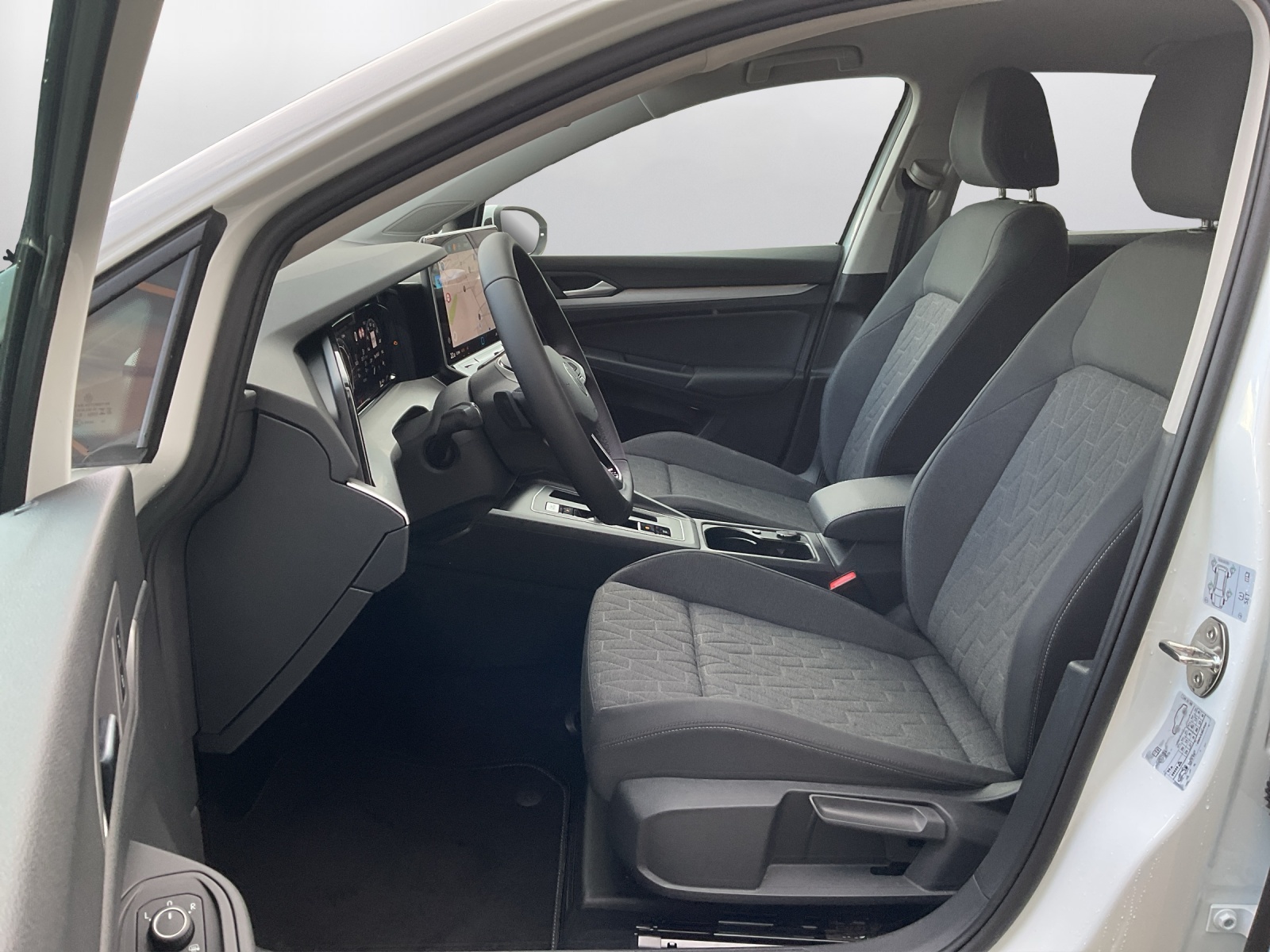 VW Golf 1.5 e TSI mHEV United DSG - 10