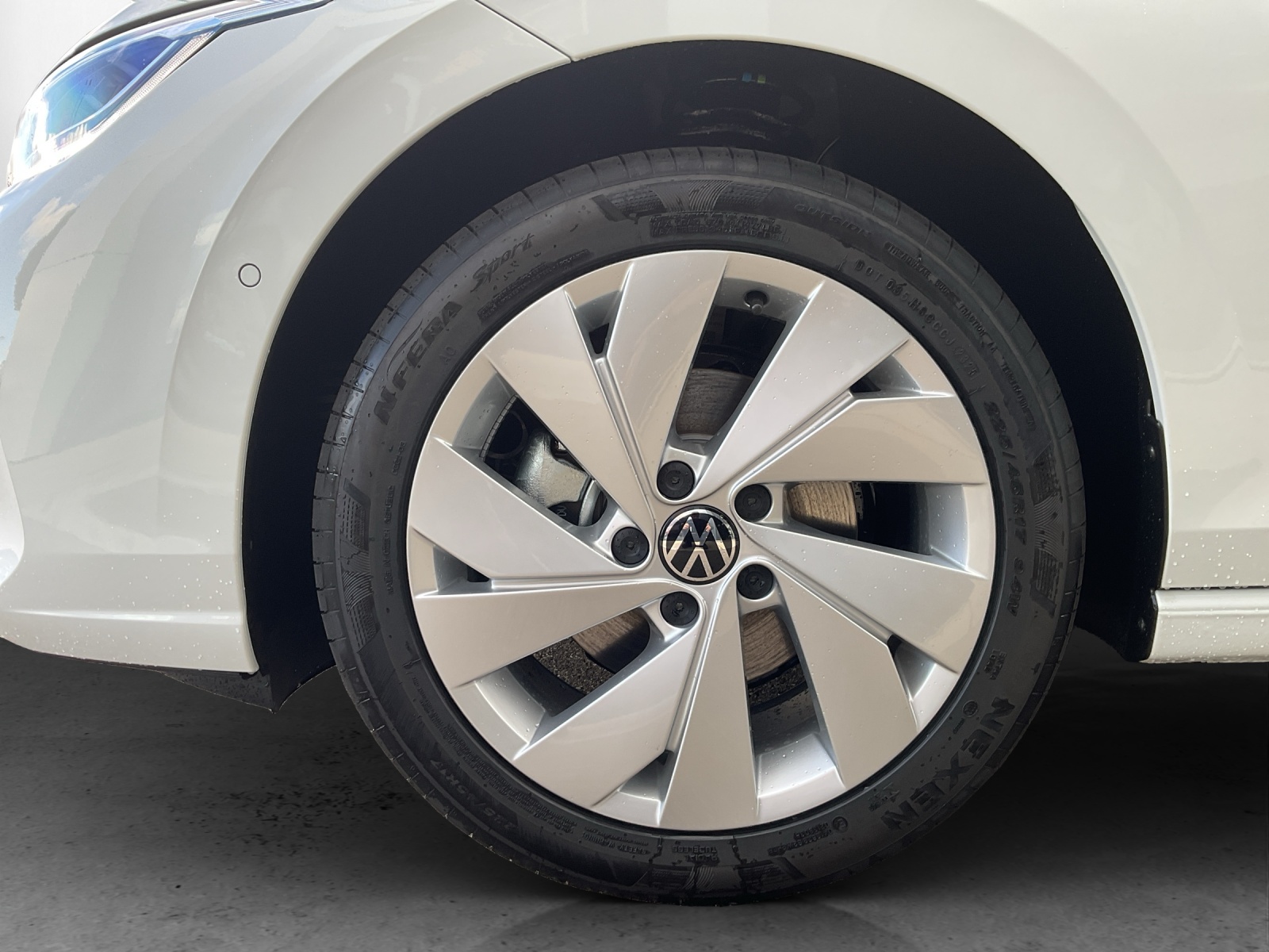 VW Golf 1.5 e TSI mHEV United DSG - 12