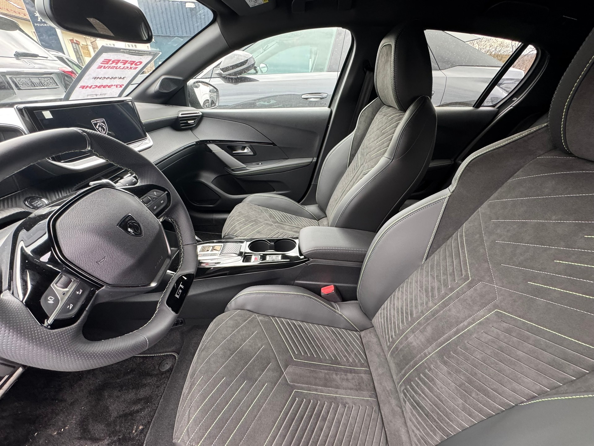 PEUGEOT 208 1.2 MHEV 145 GT - 6