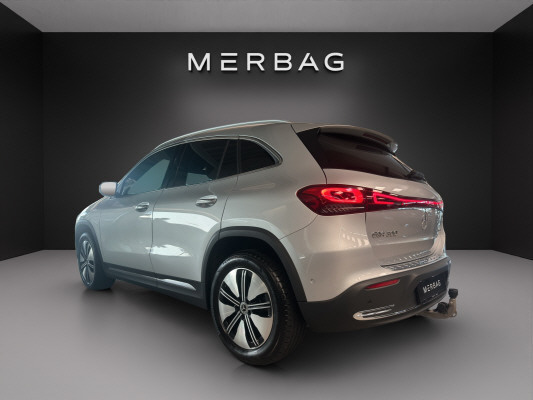 MERCEDES-BENZ EQA 300 4Matic - 6