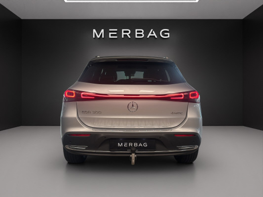 MERCEDES-BENZ EQA 300 4Matic - 5