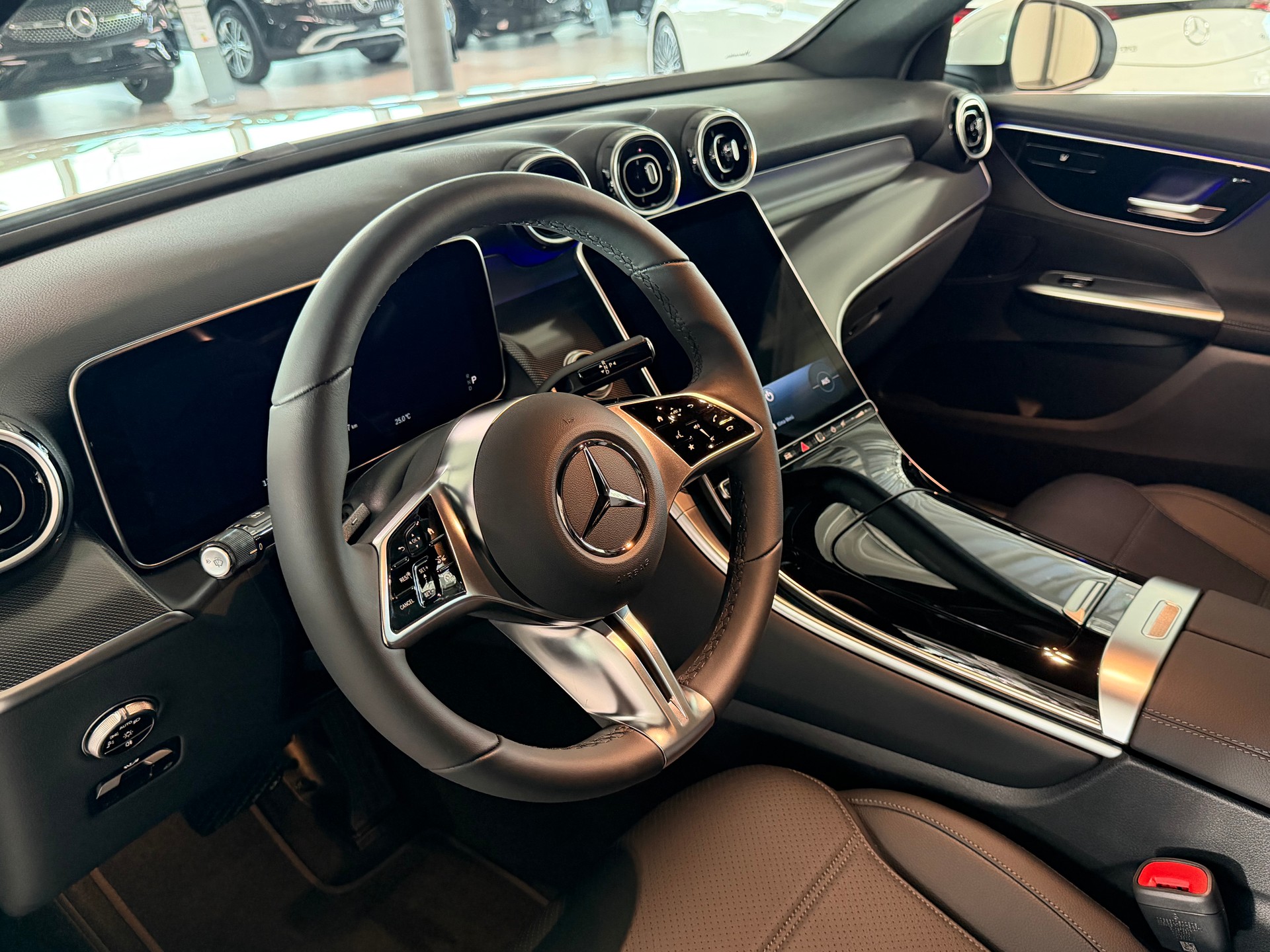 MERCEDES-BENZ GLC Coupé 200 4Matic 9G-Tronic - 8