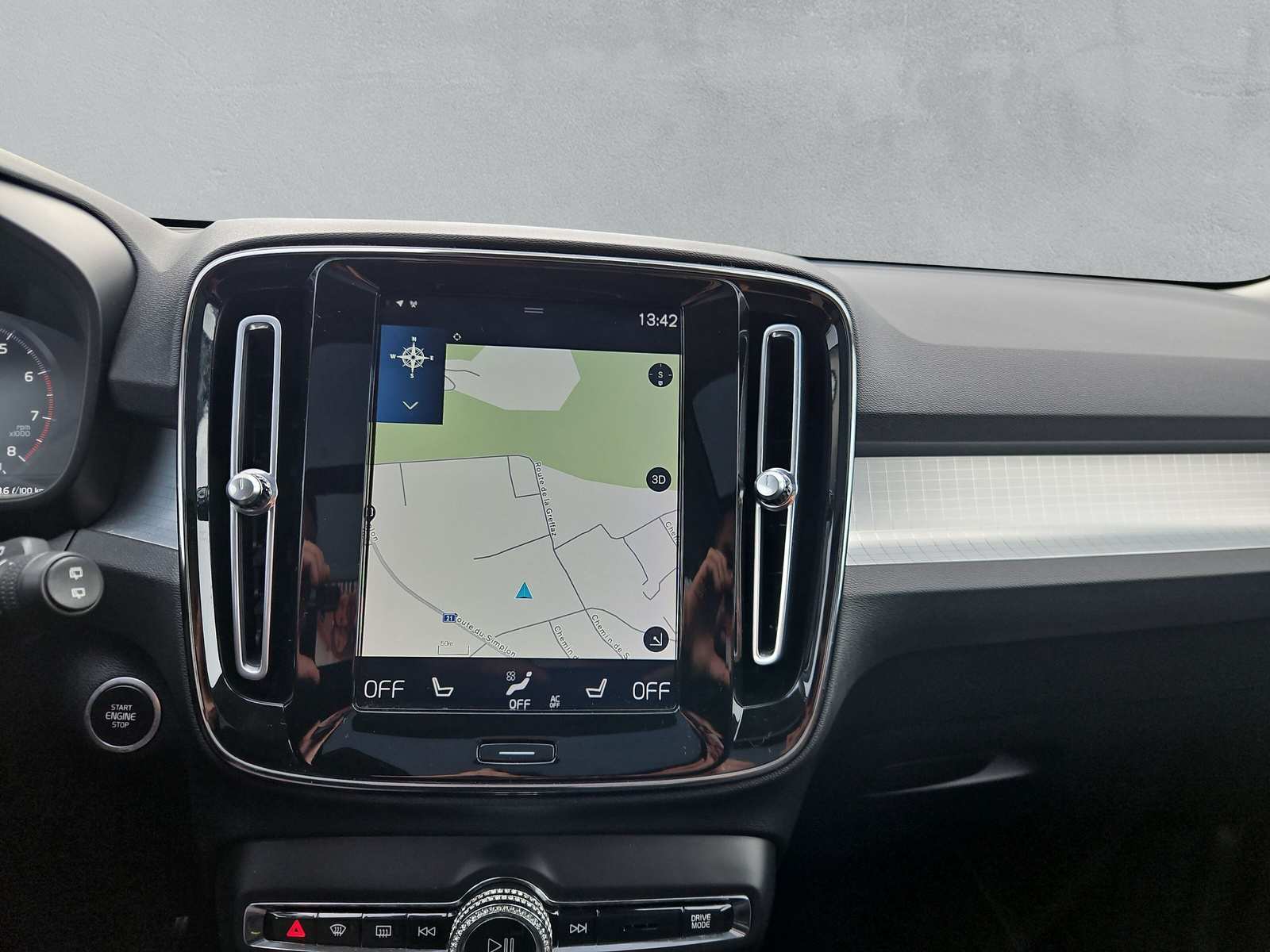 VOLVO XC40 T3 Momentum - 15