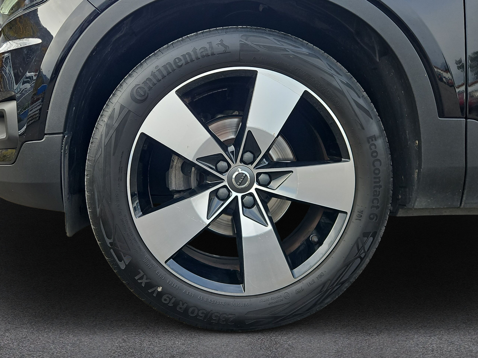 VOLVO XC40 T3 Momentum - 9