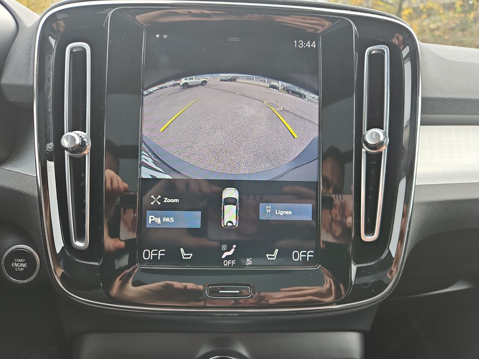 VOLVO XC40 T3 Momentum - 22