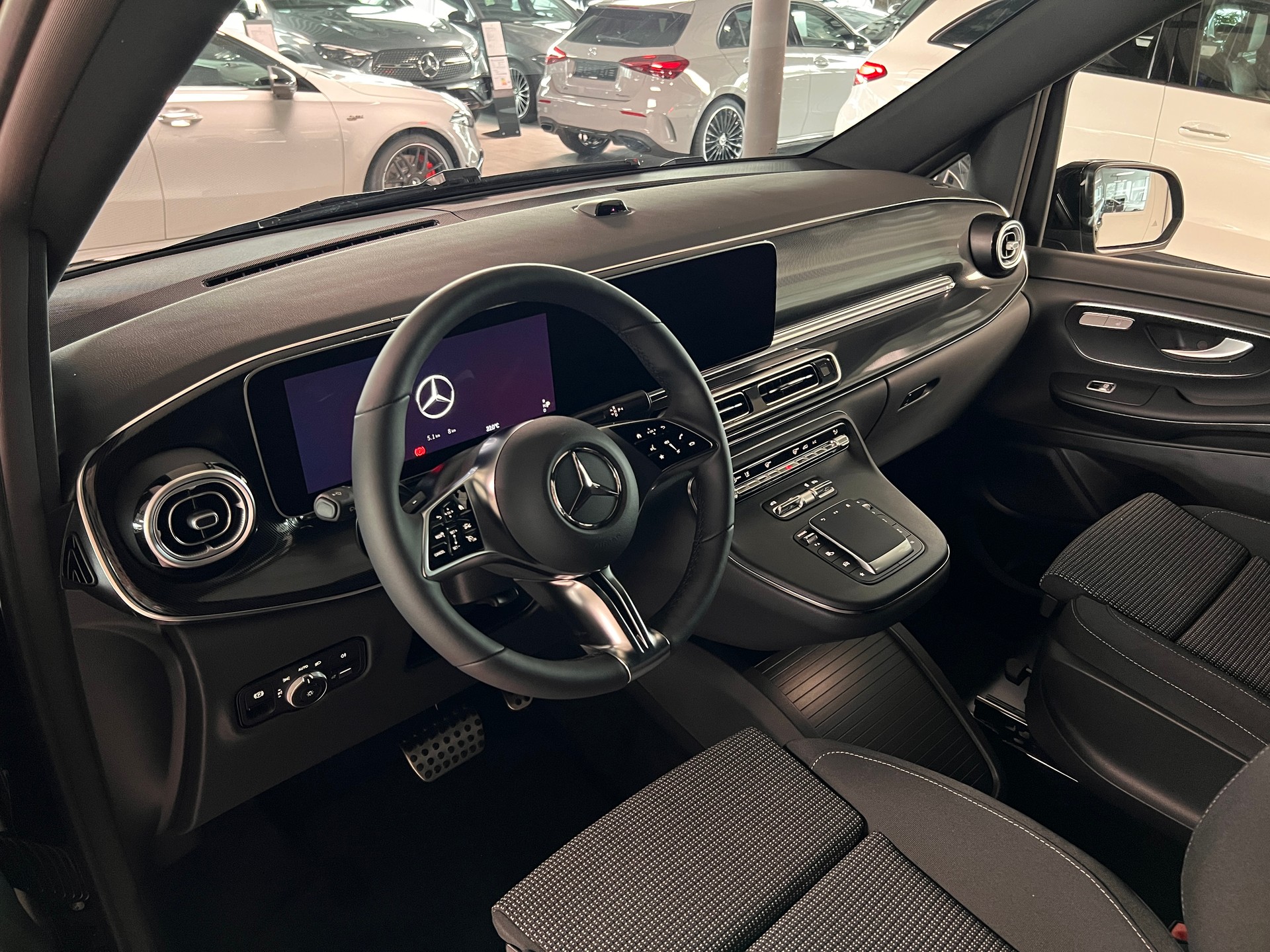 MERCEDES-BENZ V 250 d lang 4Matic Trend 9G-Tronic - 10