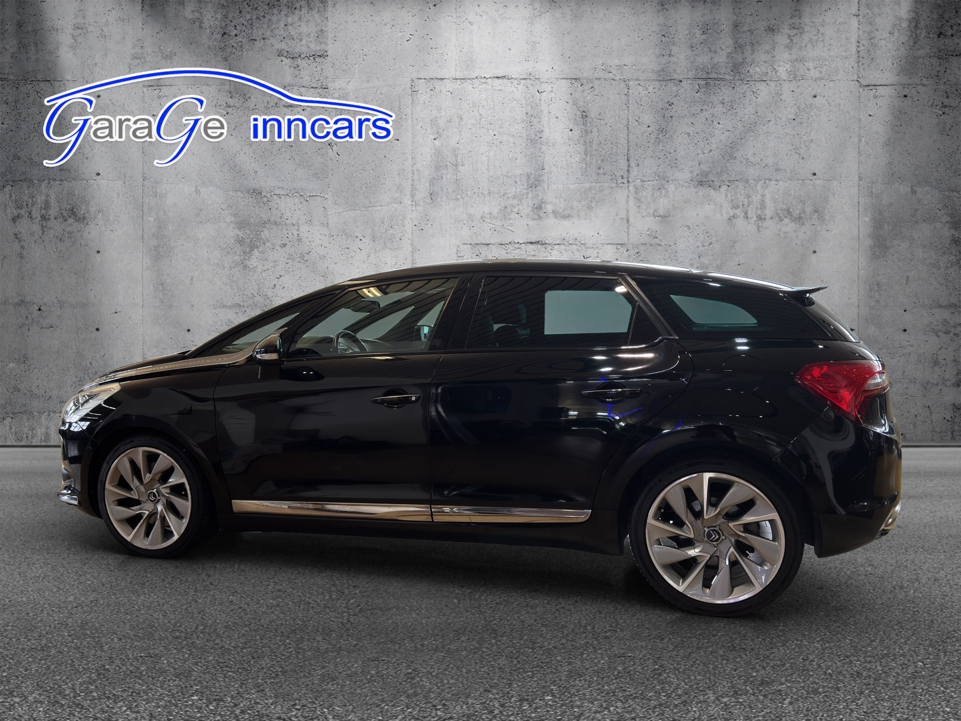 DS AUTOMOBILES DS5 HYbrid4 200 Sport Chic EGS6 - 7