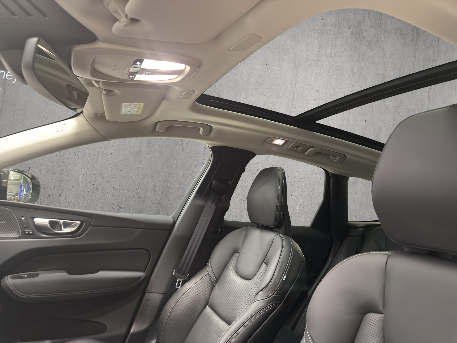 VOLVO XC60 T8 eAWD PluginHybrid Ultra Dark Geartronic - 17