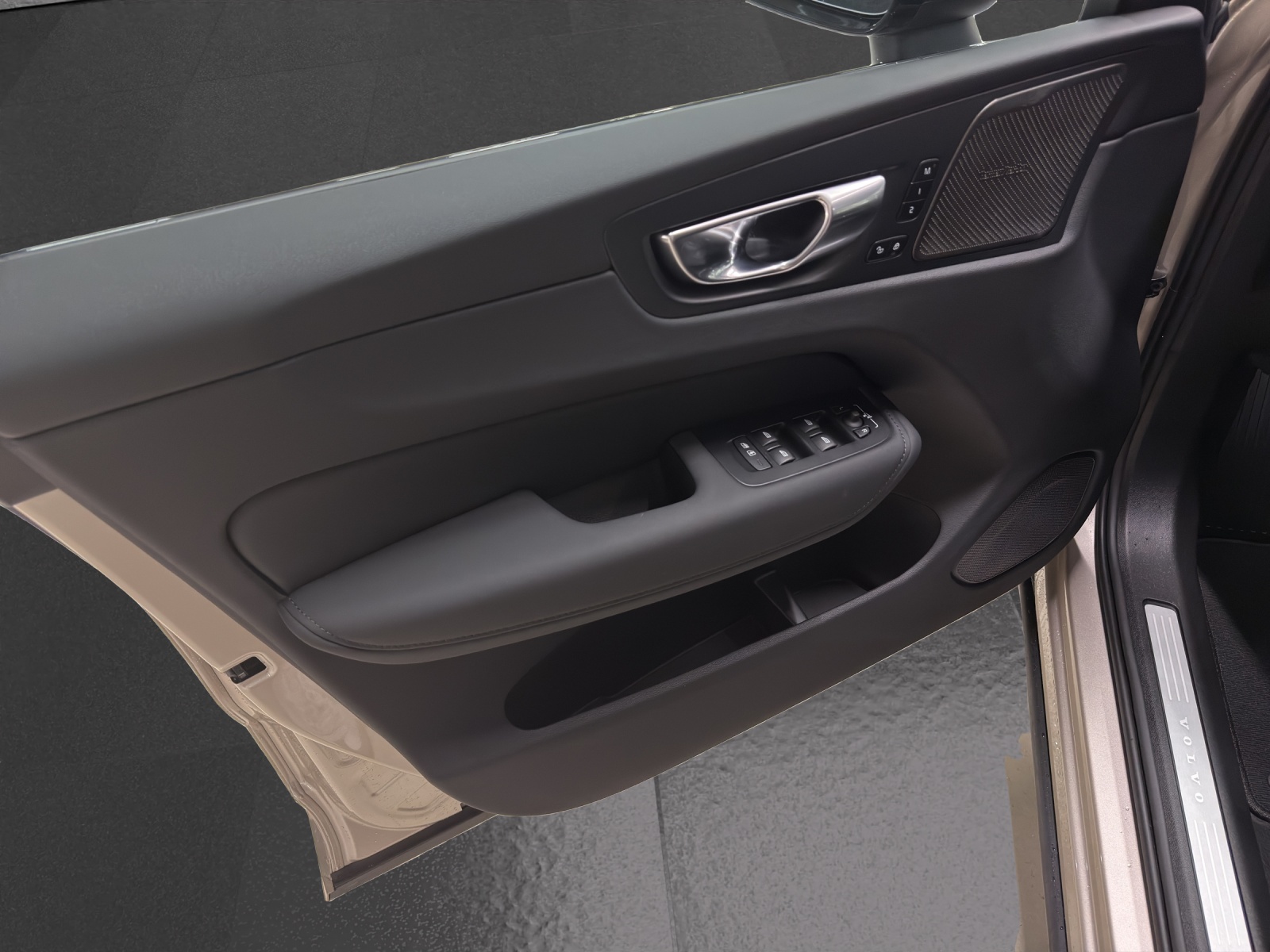 VOLVO XC60 T8 eAWD PluginHybrid Ultra Dark Geartronic - 11