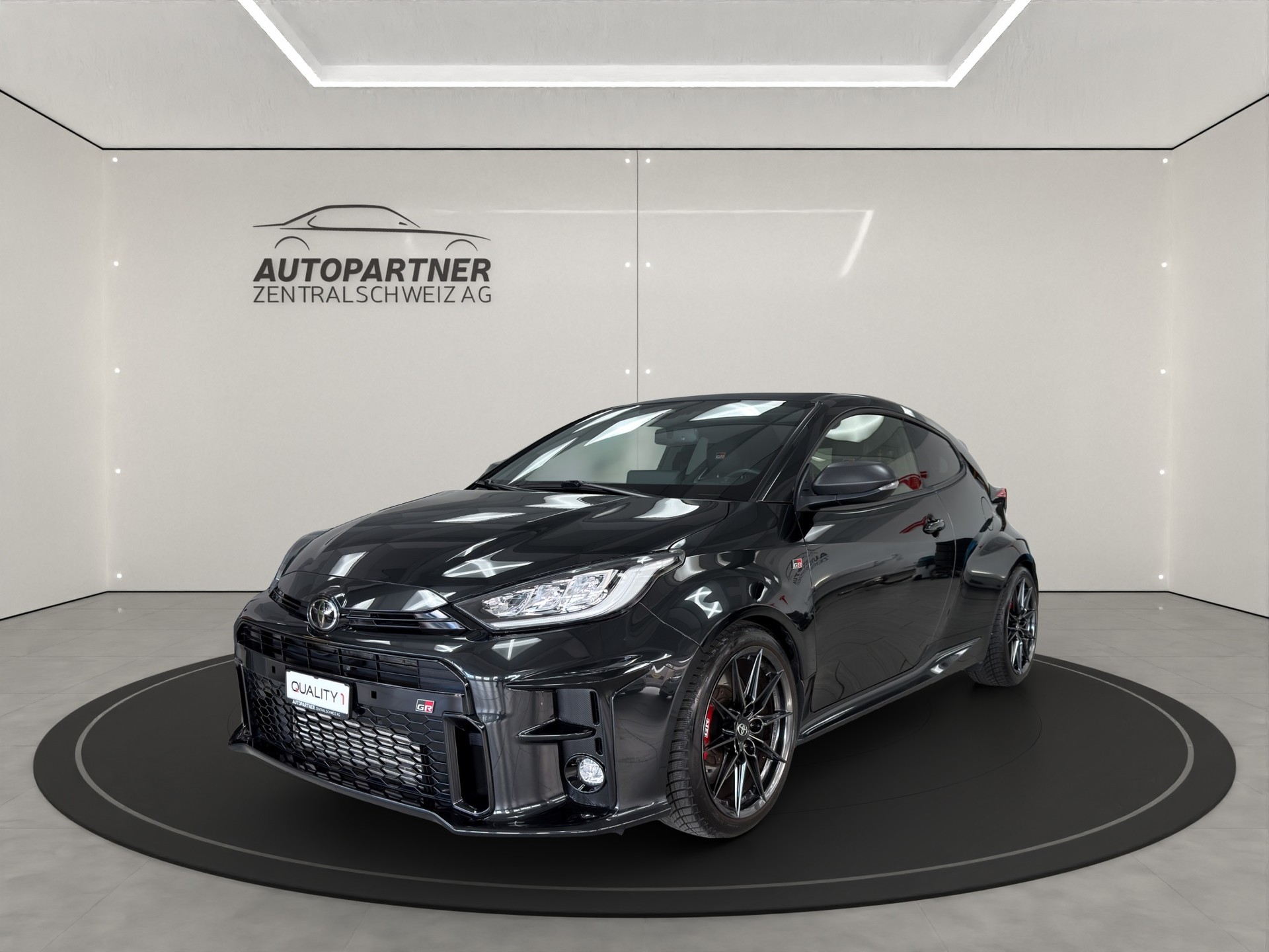TOYOTA Yaris 1.6 GR Sport Circuit Carbon Pack - 2