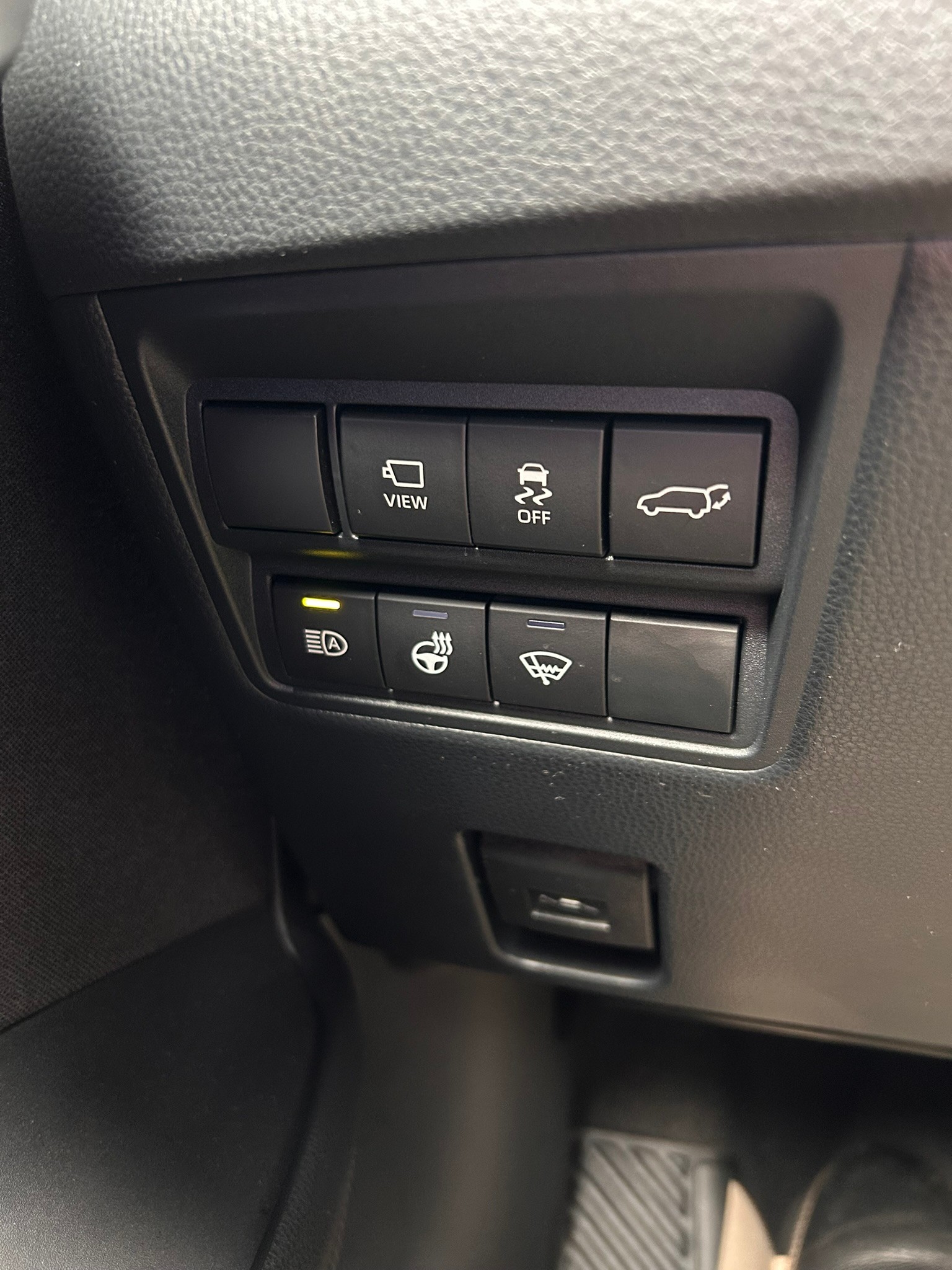 TOYOTA Yaris Cross 1.5 Elegant e-CVT AWDi - 10