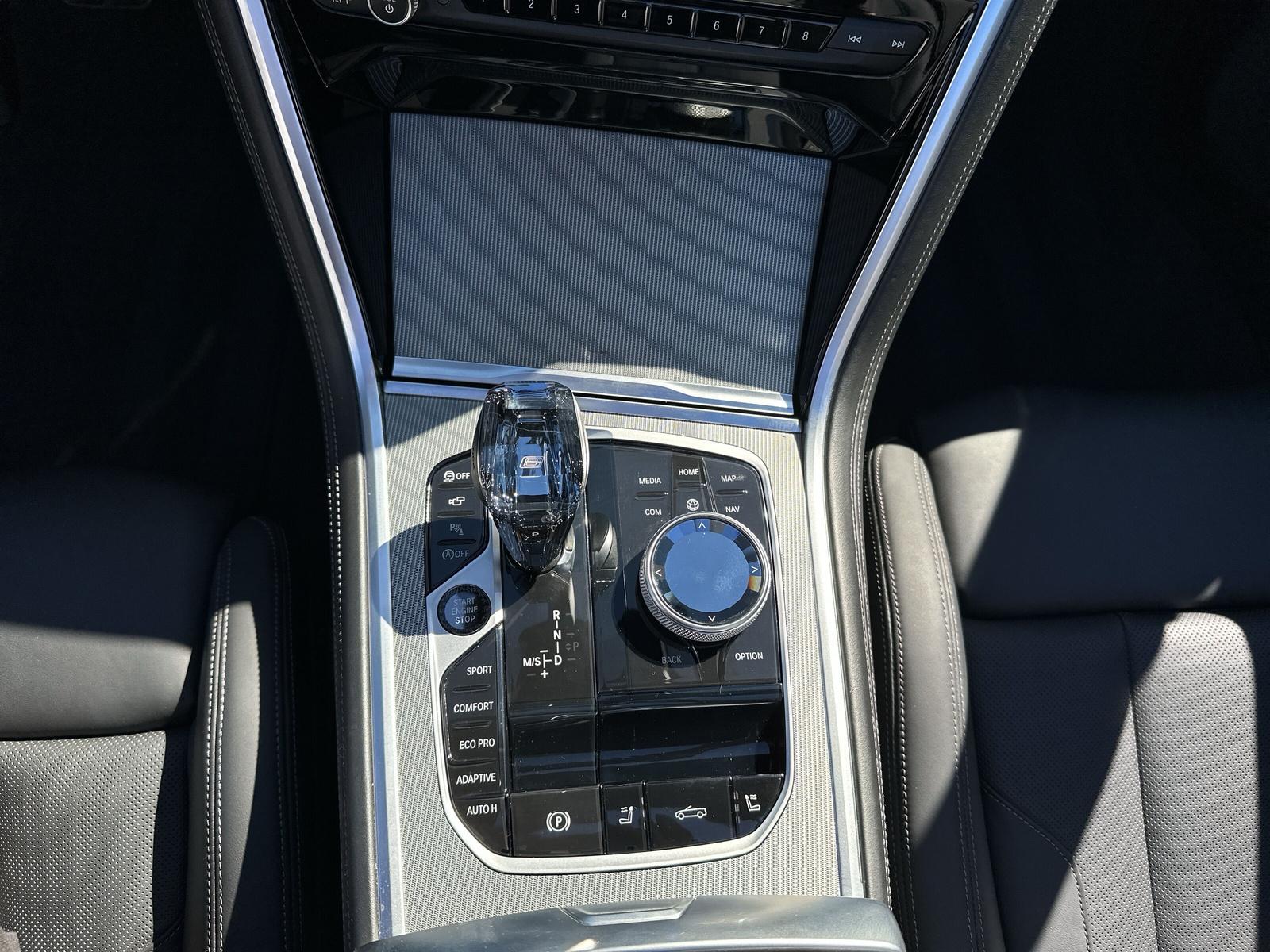 BMW M850i M Sport xDrive Cabriolet (CH) - 28