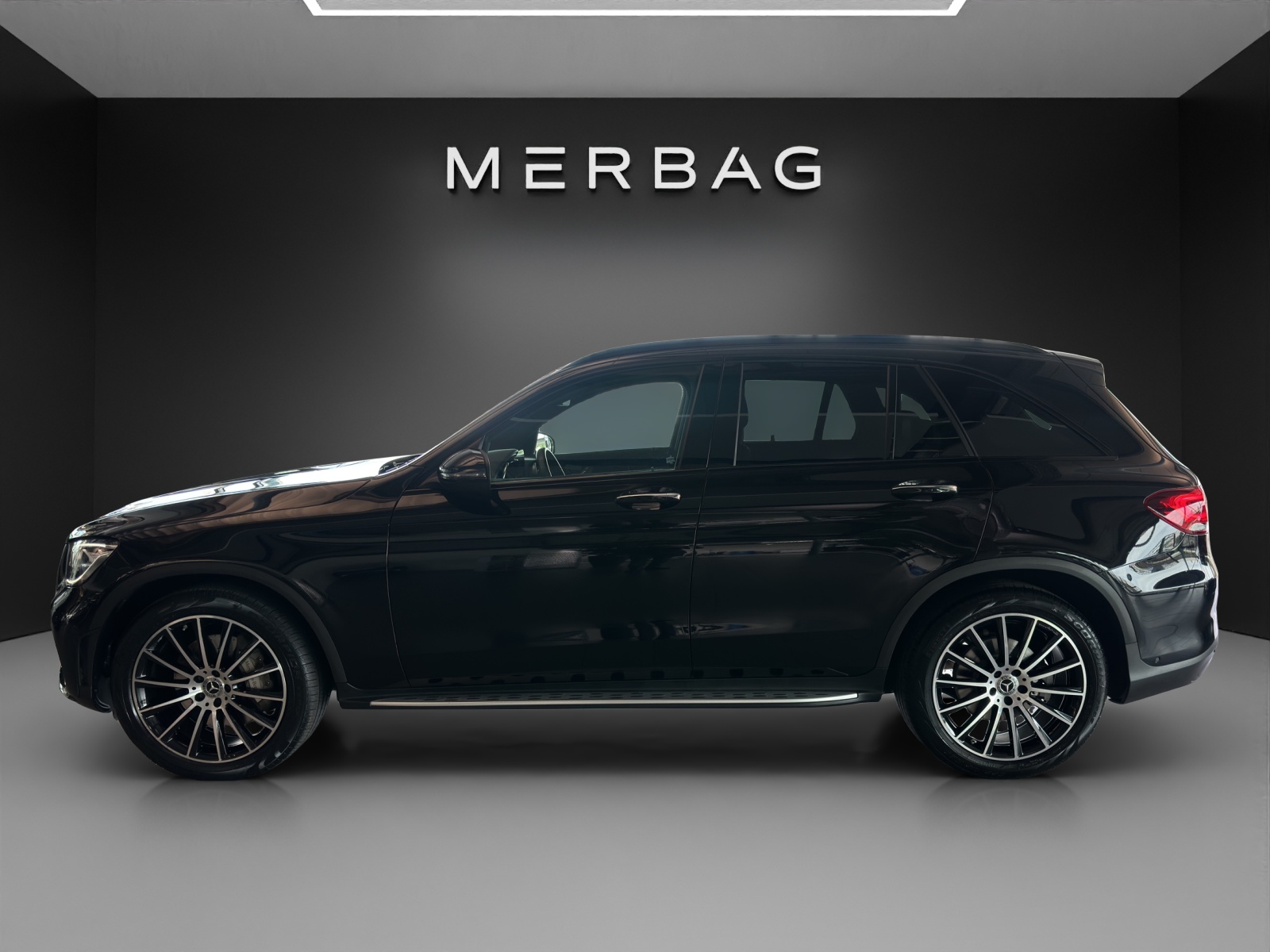 MERCEDES-BENZ GLC 220 d AMG Line 4Matic - 3
