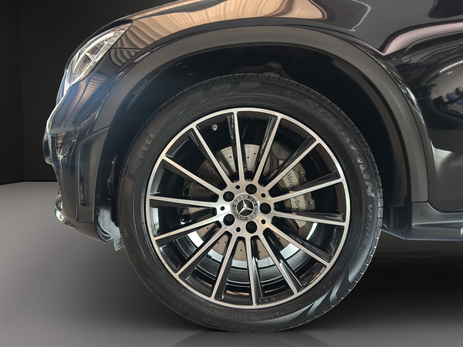 MERCEDES-BENZ GLC 220 d AMG Line 4Matic - 8