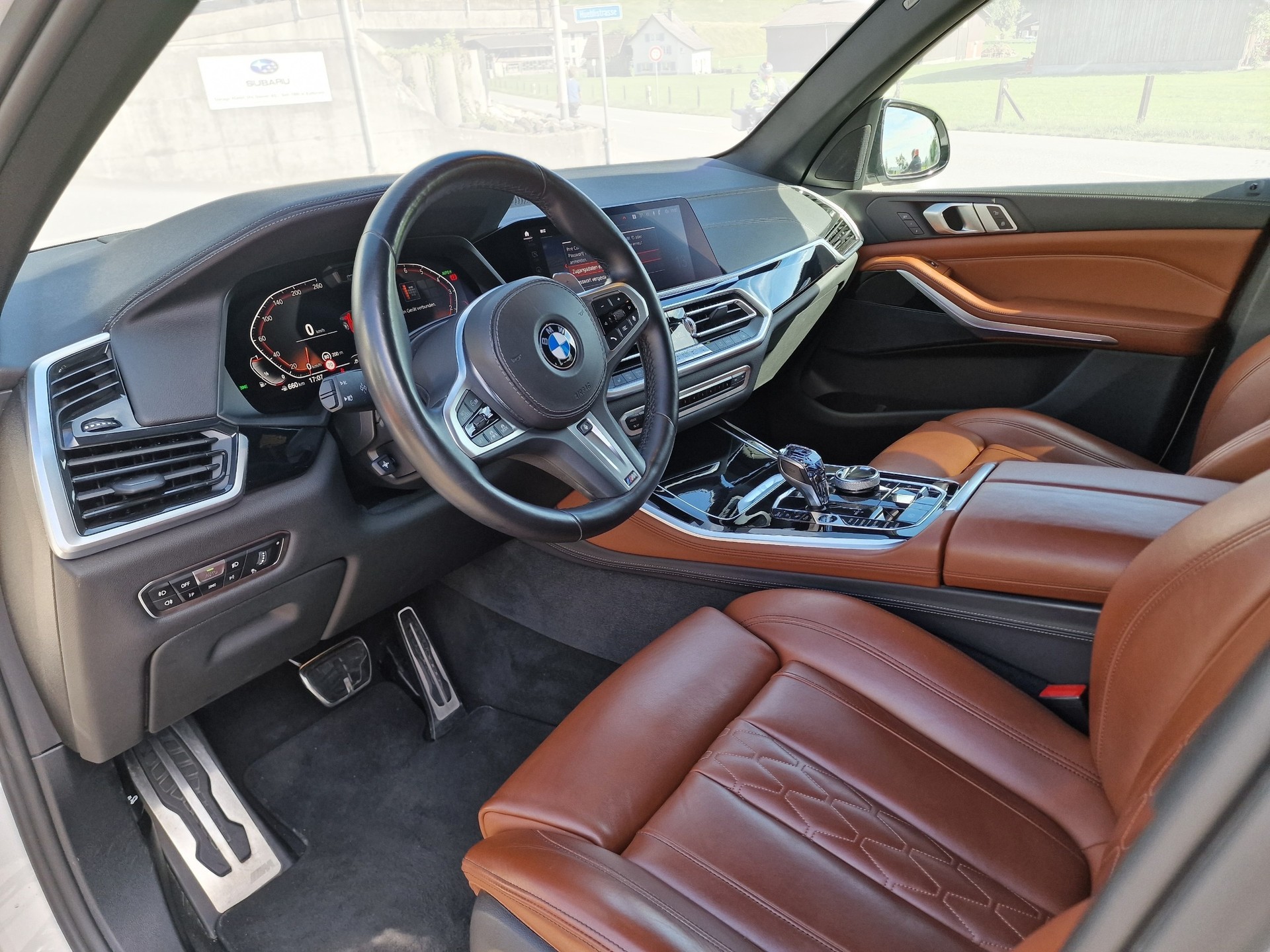BMW X5 xDrive 40i Steptronic M- Sport 8xAlu Luftfahrw 24Mt Gara - 10
