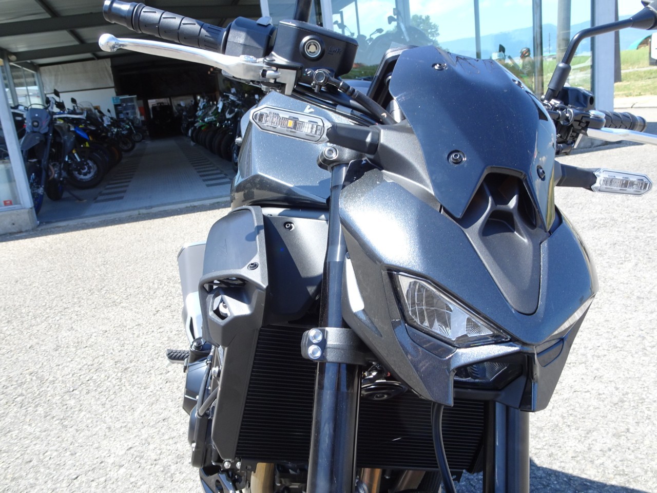 KAWASAKI Z 900 - 6