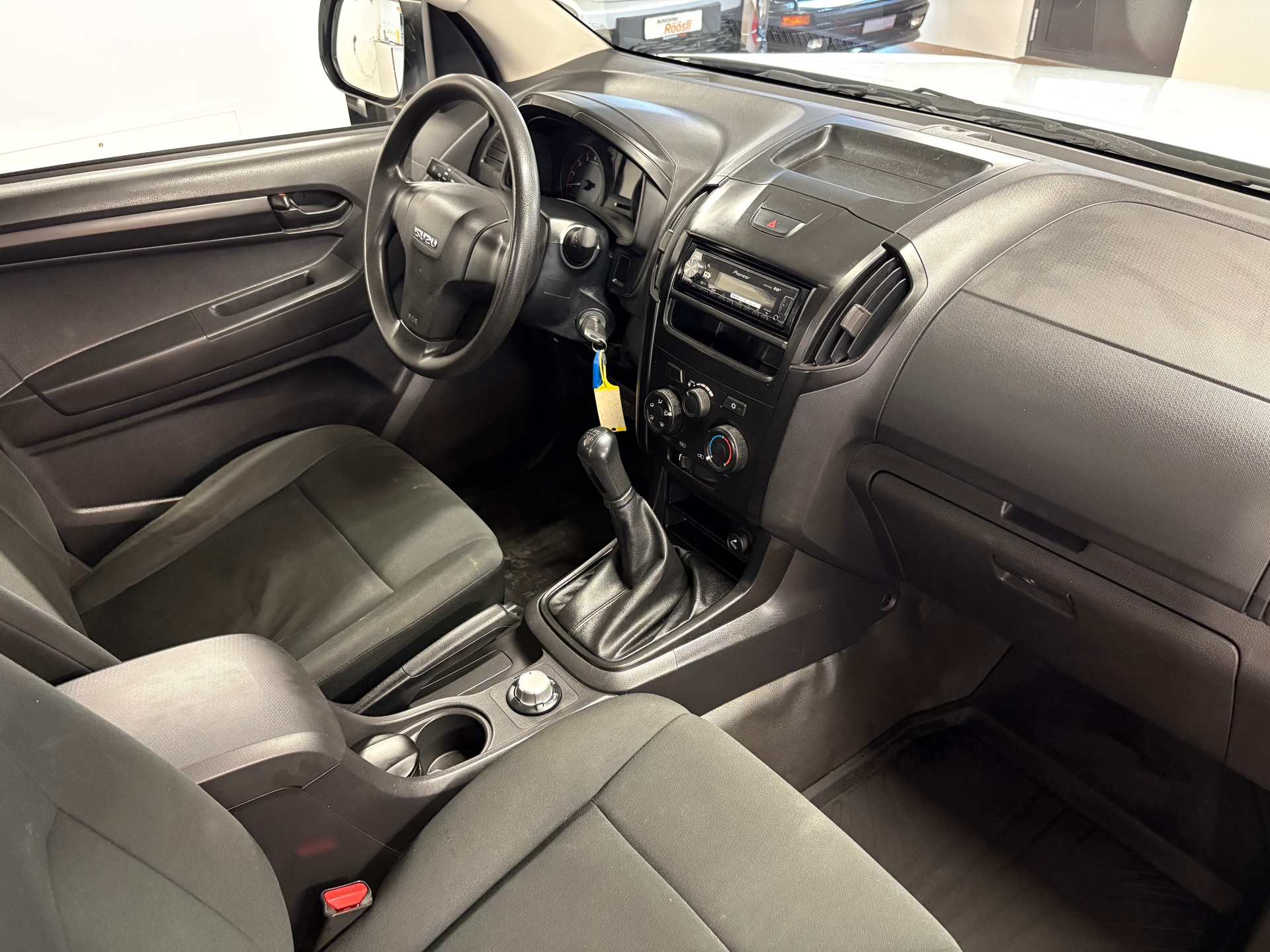 ISUZU D-MAX 1.9 4x4 KIPPER - 12