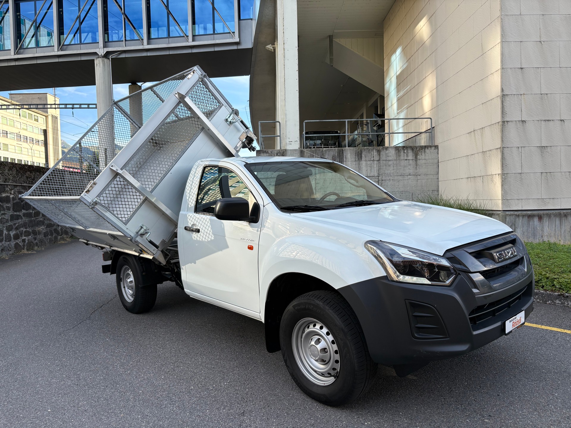ISUZU D-MAX 1.9 4x4 KIPPER - 4