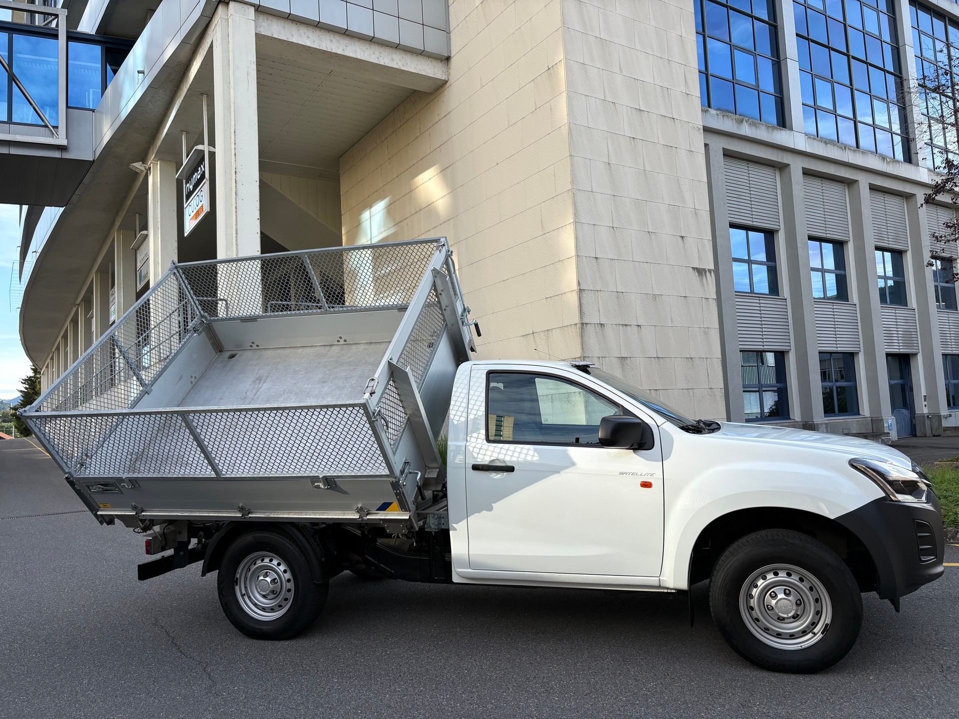 ISUZU D-MAX 1.9 4x4 KIPPER - 6