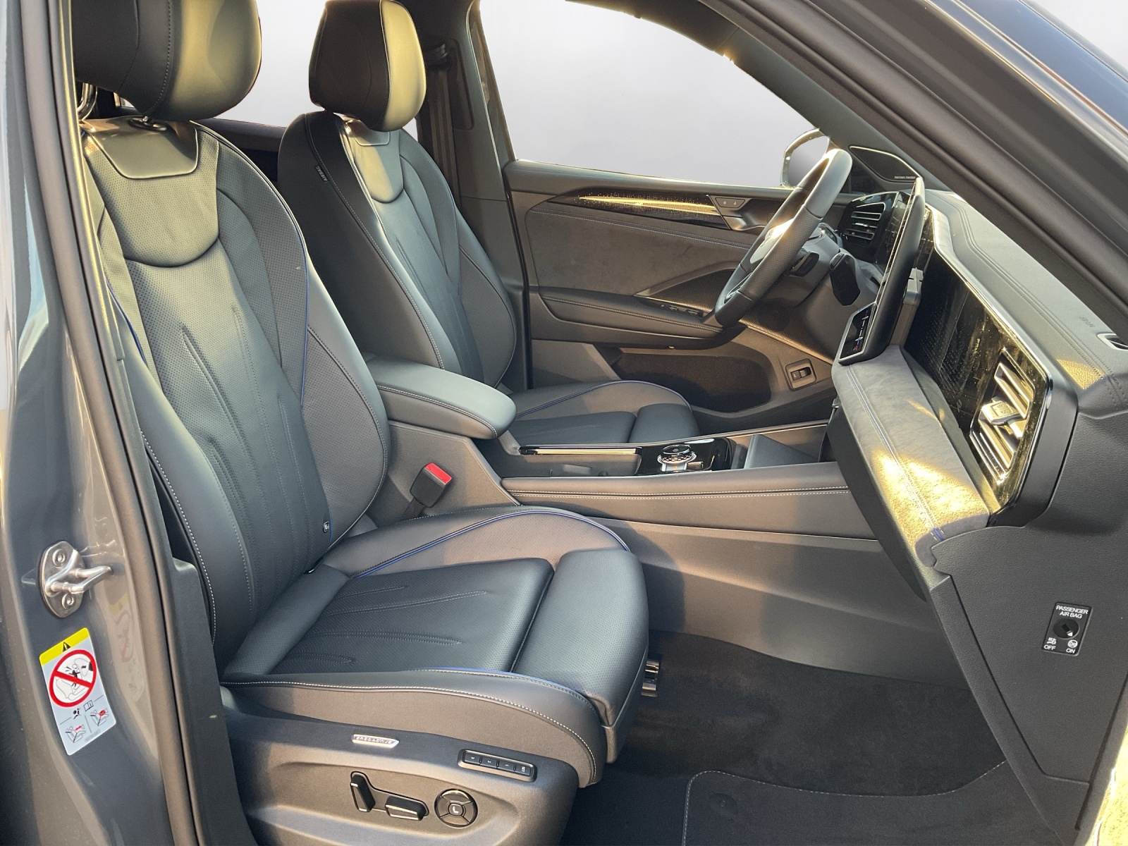 VW Tiguan 2.0 TSI DSG R-Line United 4Motion - 14