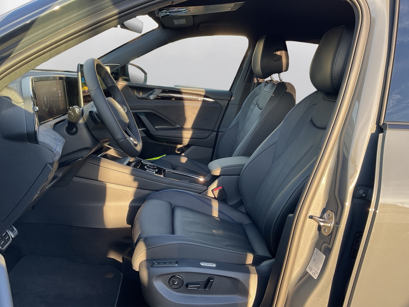 VW Tiguan 2.0 TSI DSG R-Line United 4Motion - 10