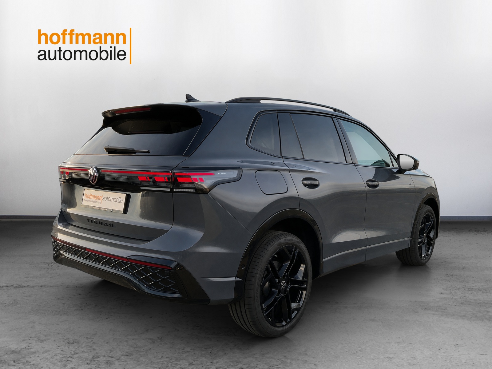 VW Tiguan 2.0 TSI DSG R-Line United 4Motion - 4
