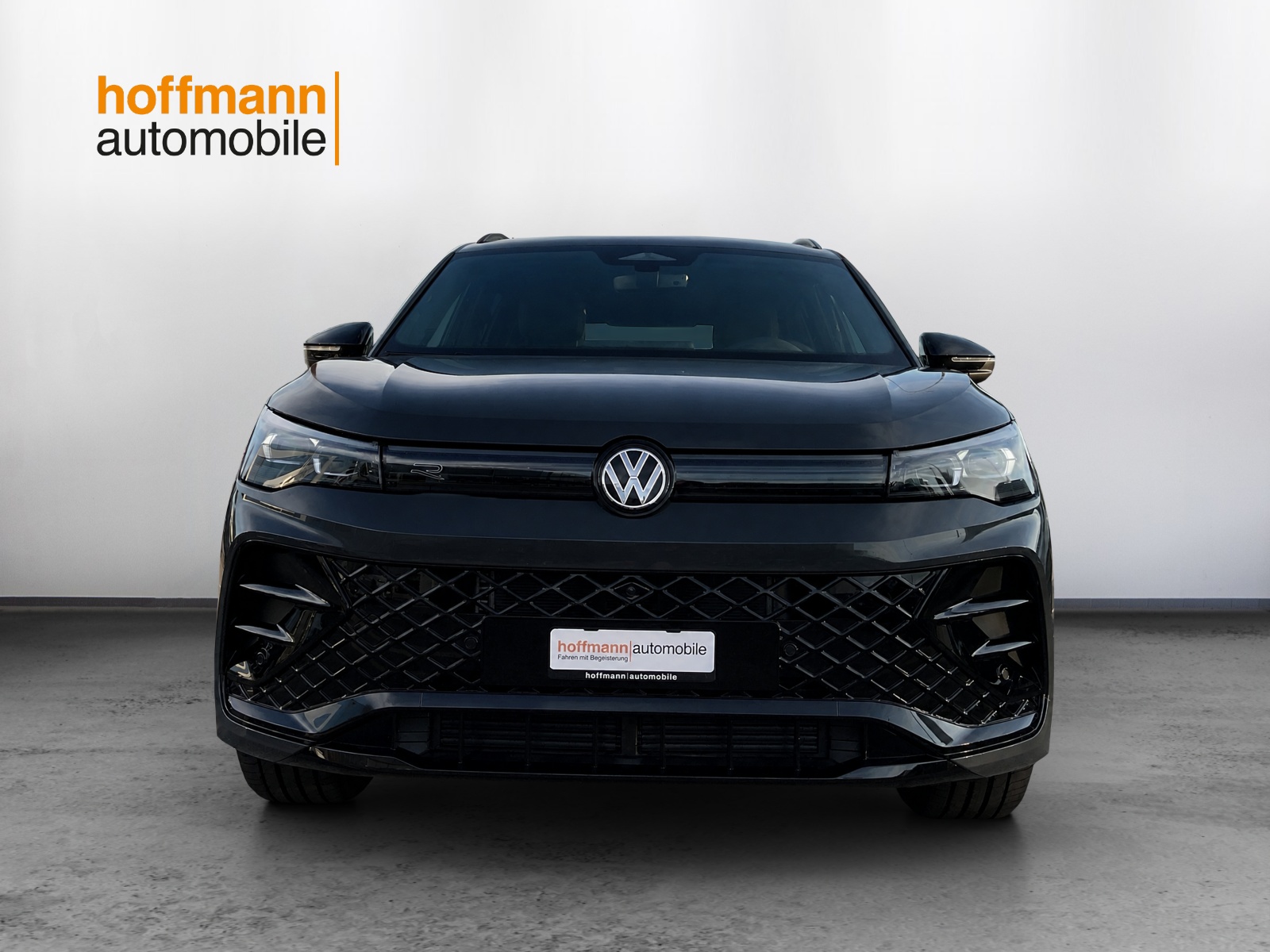 VW Tiguan 2.0 TSI DSG R-Line United 4Motion - 2