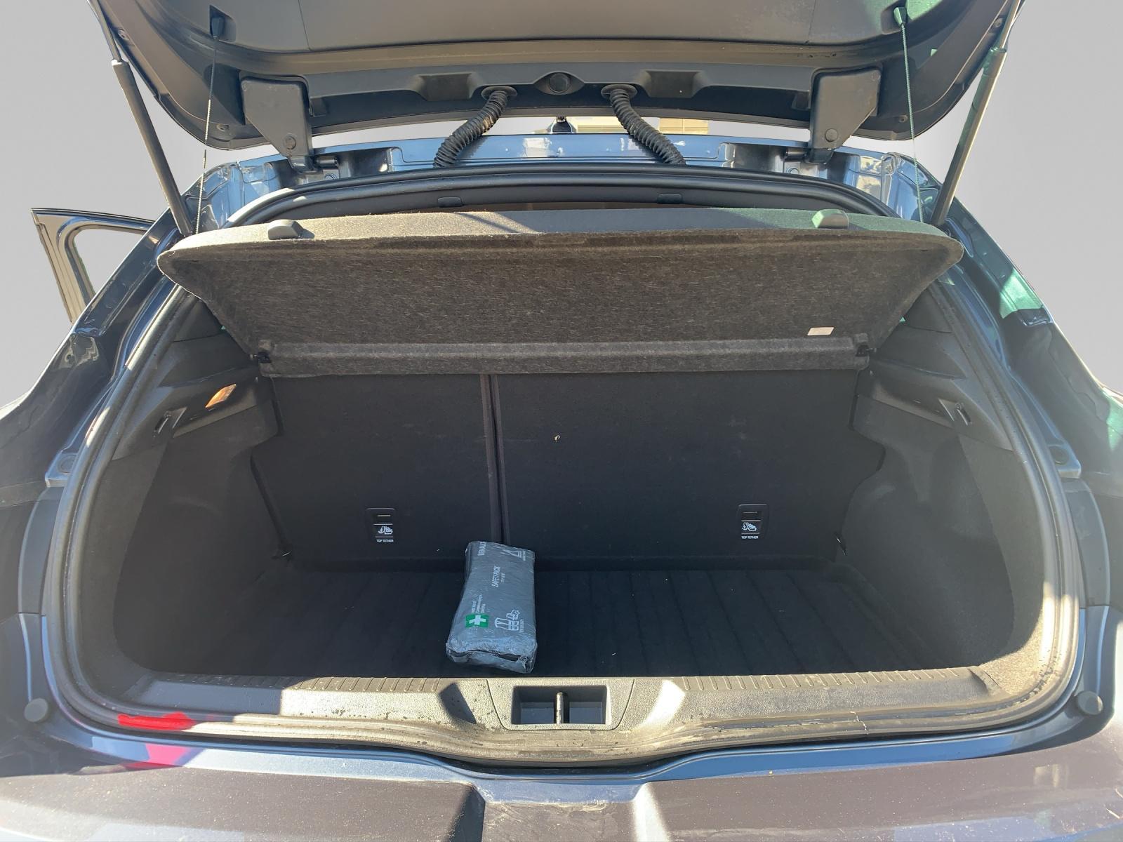 RENAULT Mégane Sport 1.8 T Trophy EDC - 9