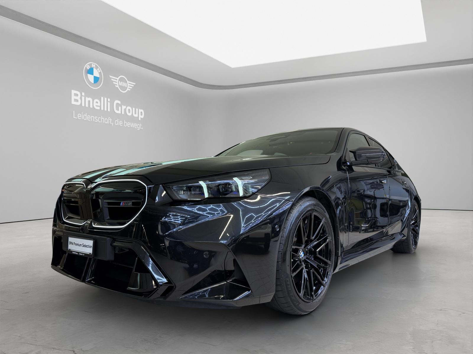 M5 xDrive Limousine