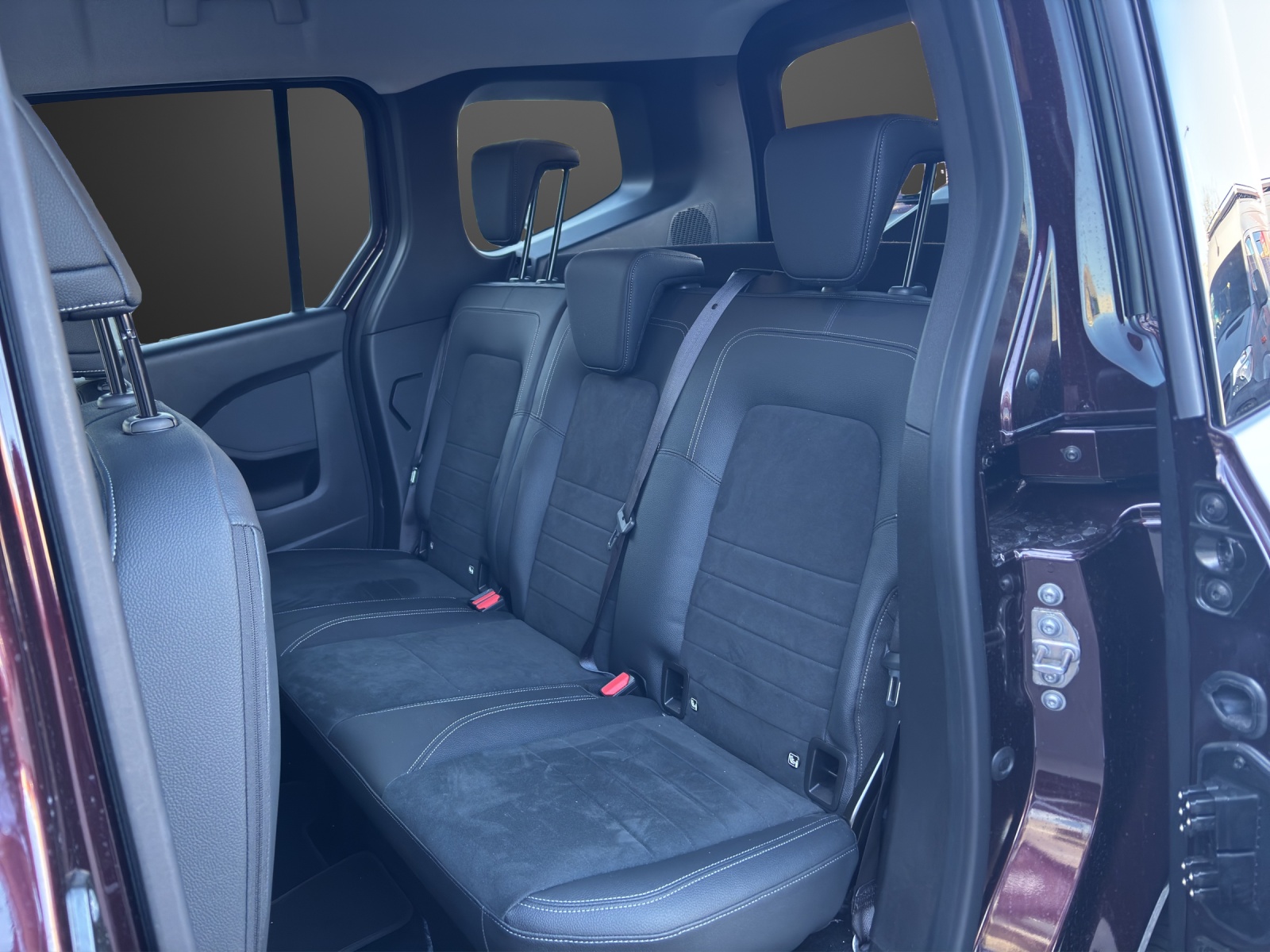 MERCEDES-BENZ T-Klasse 180D Style Automat - 8