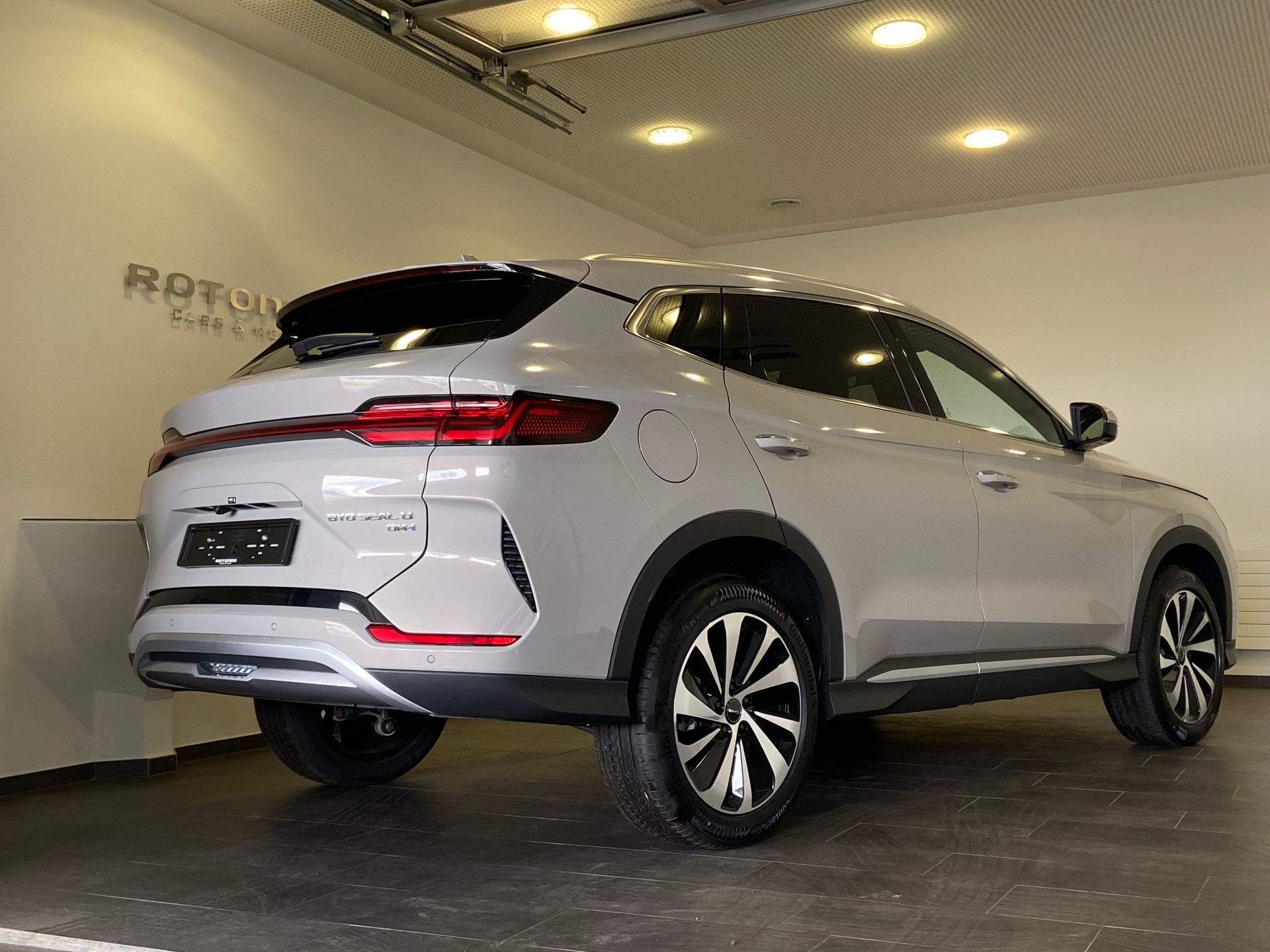 BYD Seal U DM-i Comfort - 2