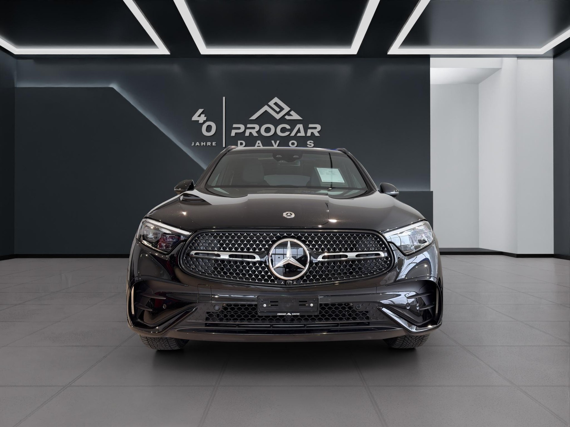 MERCEDES-BENZ GLC 200 AMG Line 4matic - 3