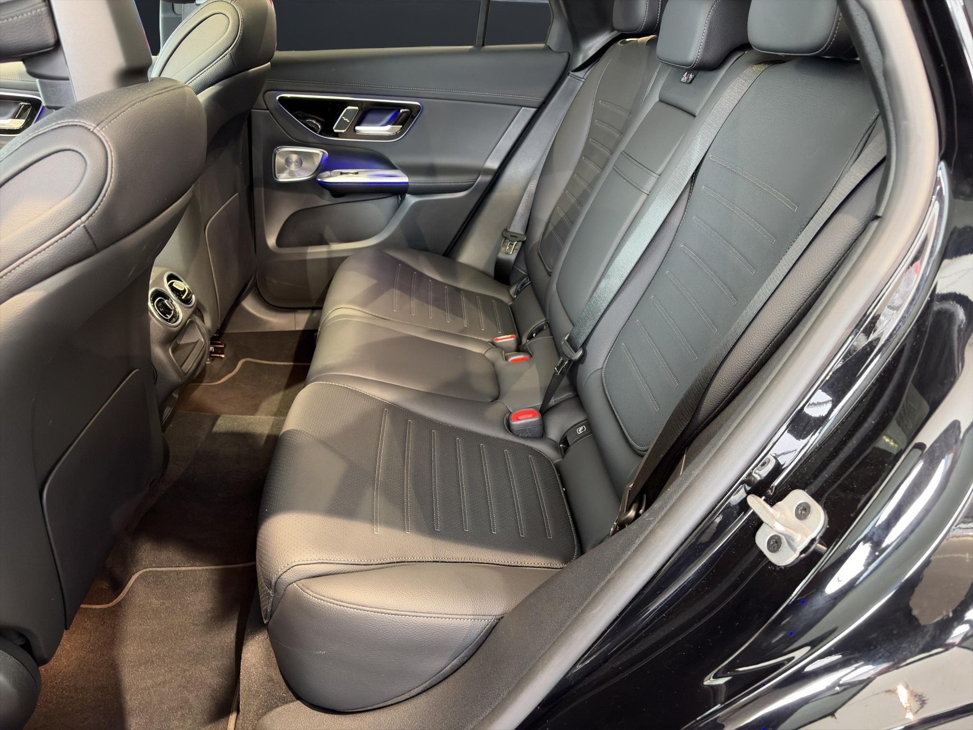 MERCEDES-BENZ GLC 200 AMG Line 4matic - 15