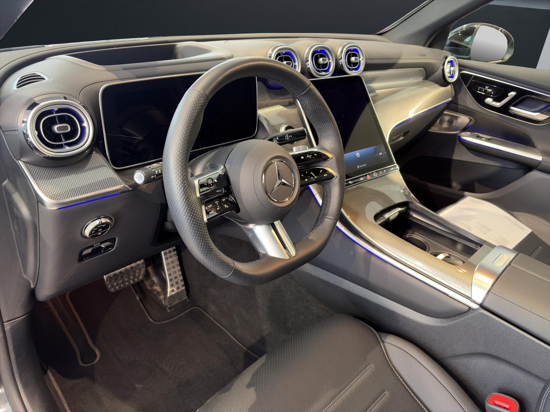 MERCEDES-BENZ GLC 200 AMG Line 4matic - 10