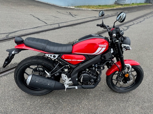 YAMAHA XSR 125