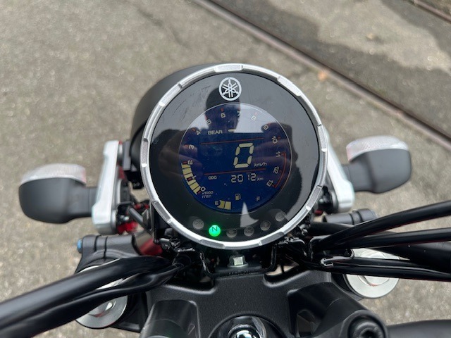 YAMAHA XSR 125 - 3