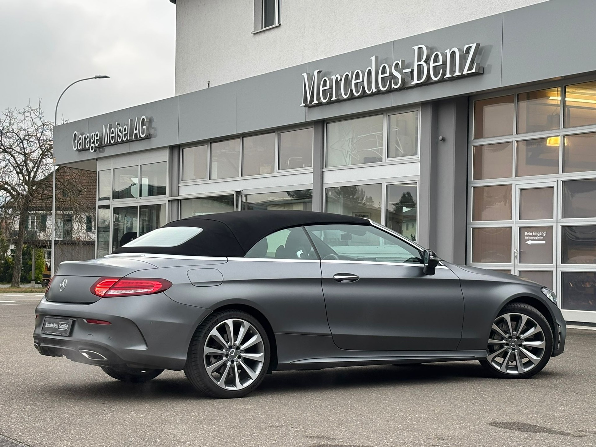 MERCEDES-BENZ C 300 AMG-Line 4Matic Cabriolet - 4